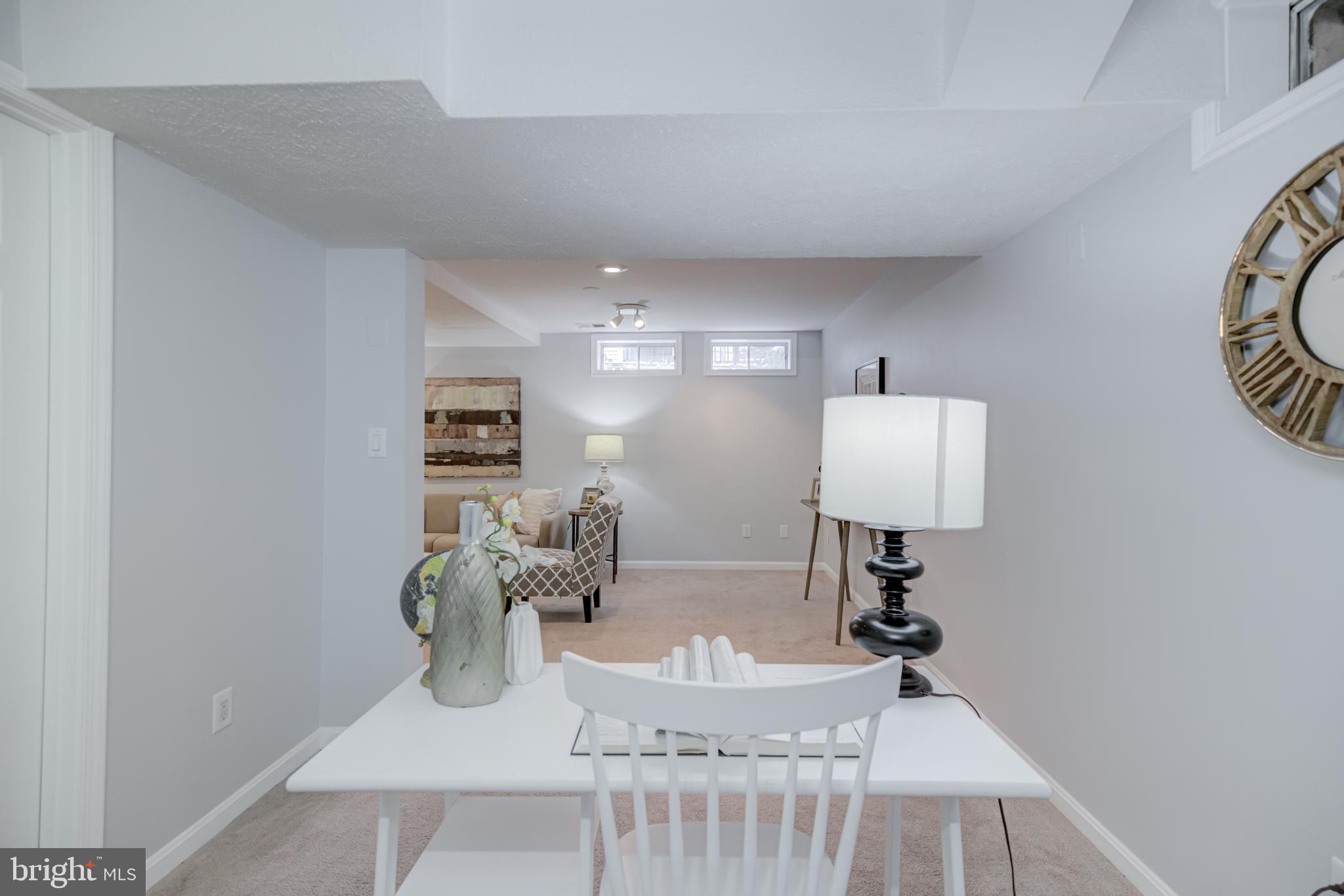 COUNTRYSIDE - Residential