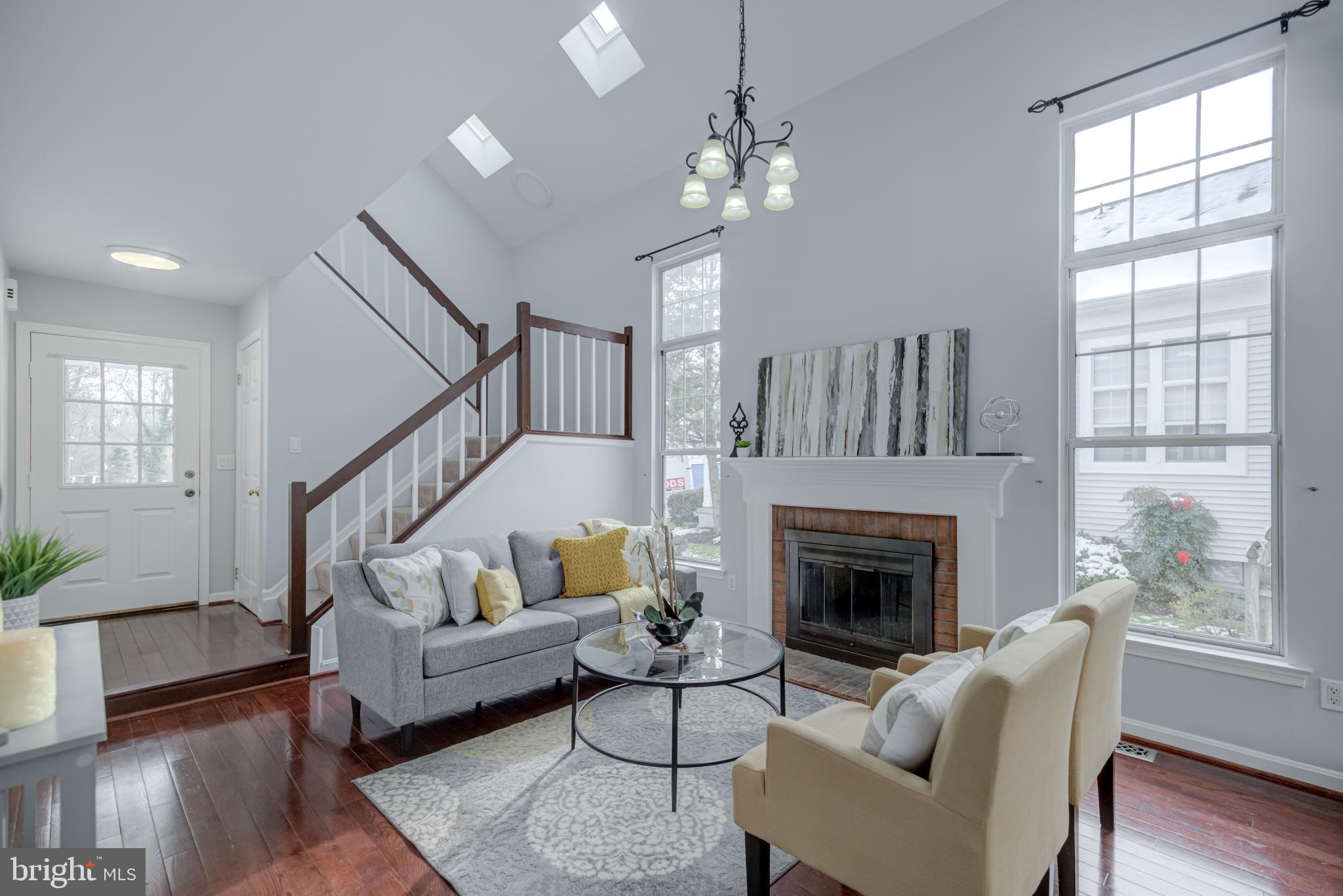 COUNTRYSIDE - Residential