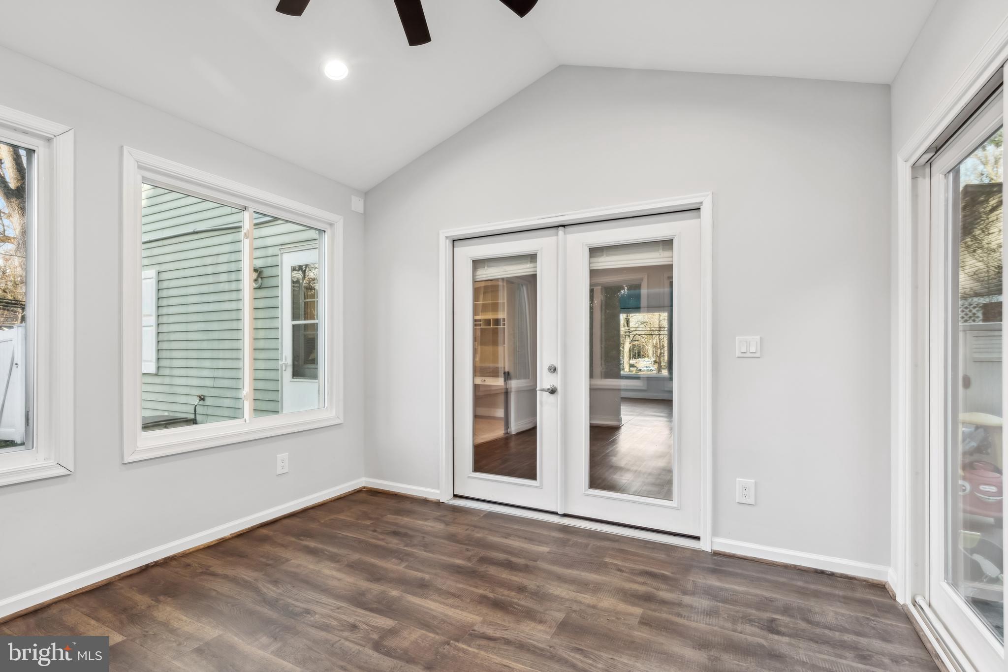 CAPE ST CLAIRE - Residential