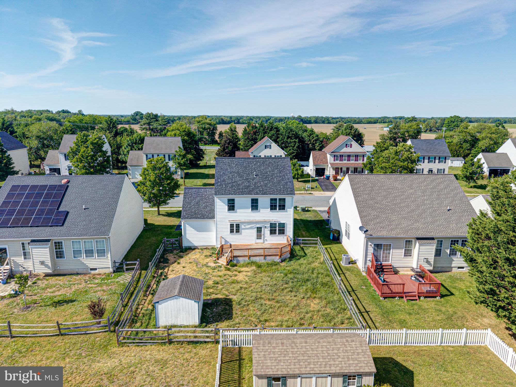 BOMBAY WOODS - Residential