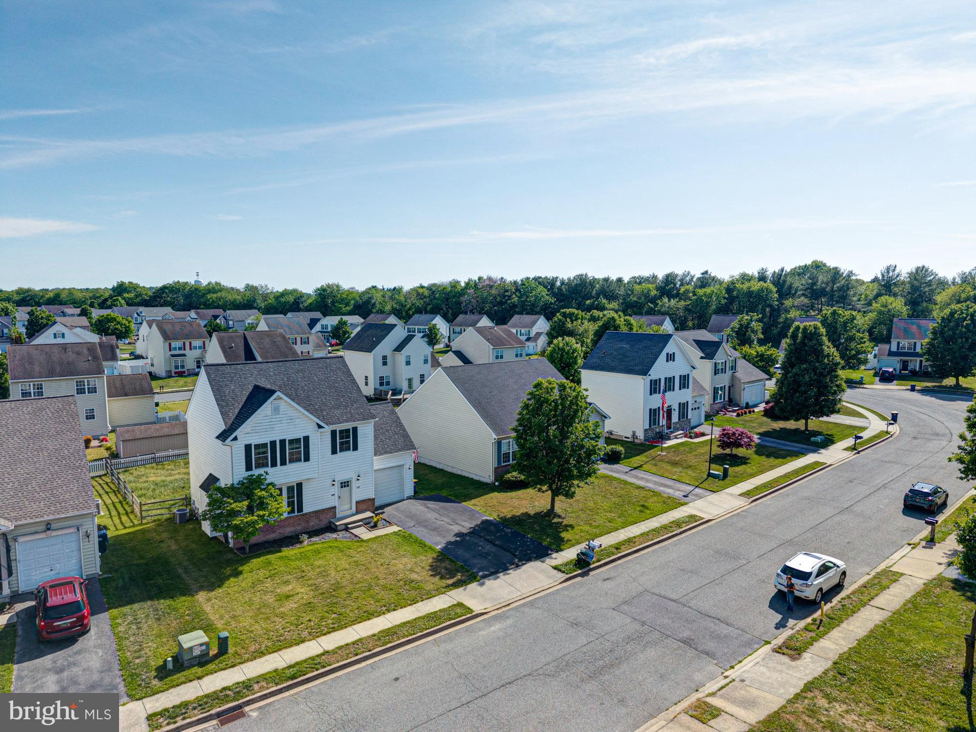 BOMBAY WOODS - Residential