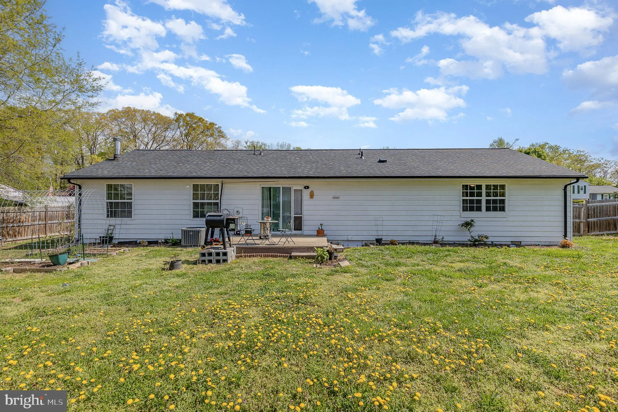 Fredericksburg, Virginia 22407, United States, 3 Bedrooms Bedrooms, ,2 BathroomsBathrooms,Residential,Pending,111784