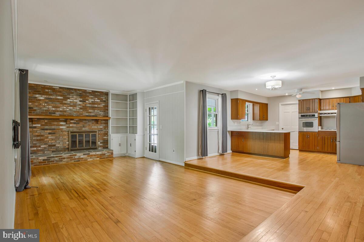 737 APPOMATTOX ROAD W