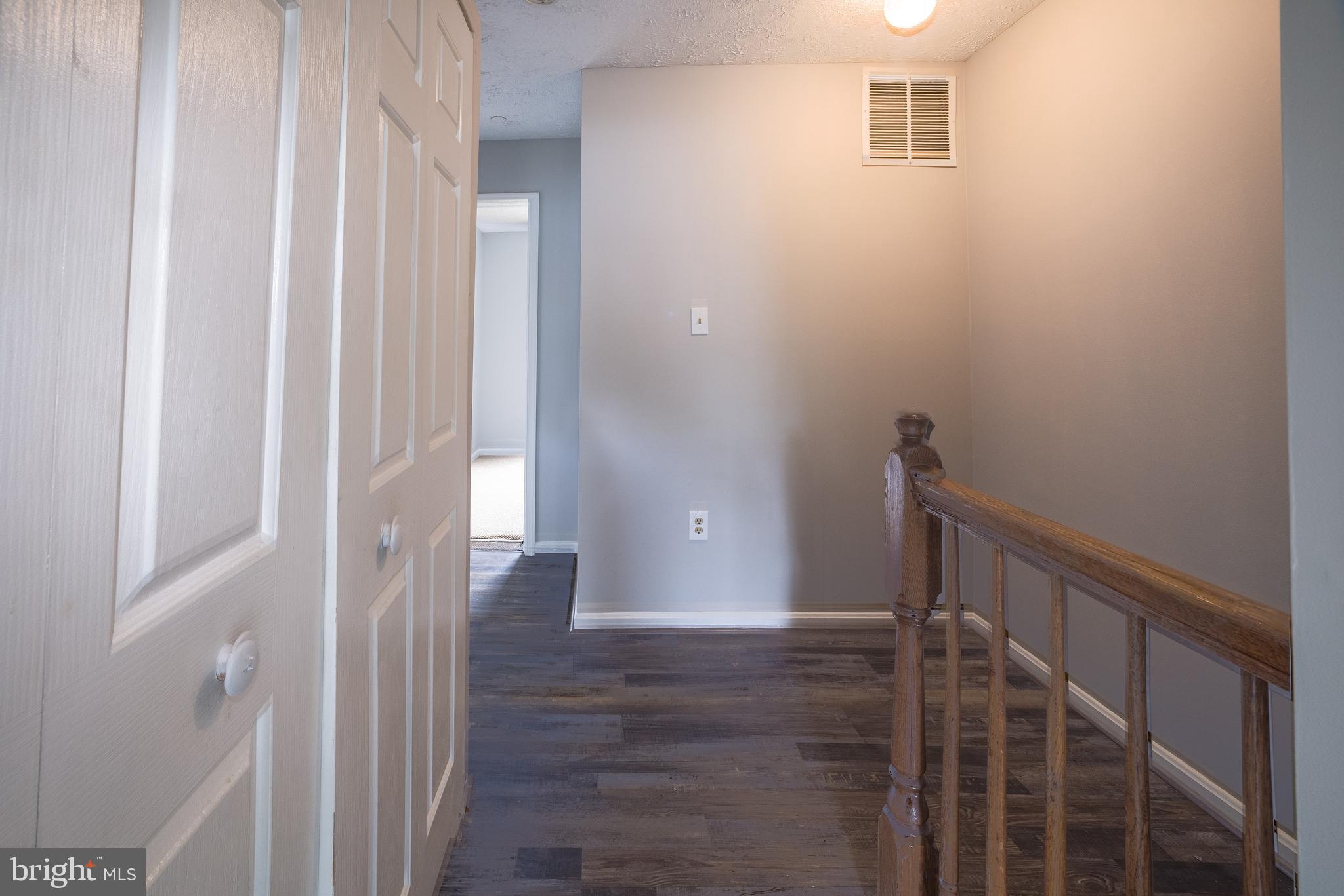 KINGSTON WOODS SUB - Residential Lease