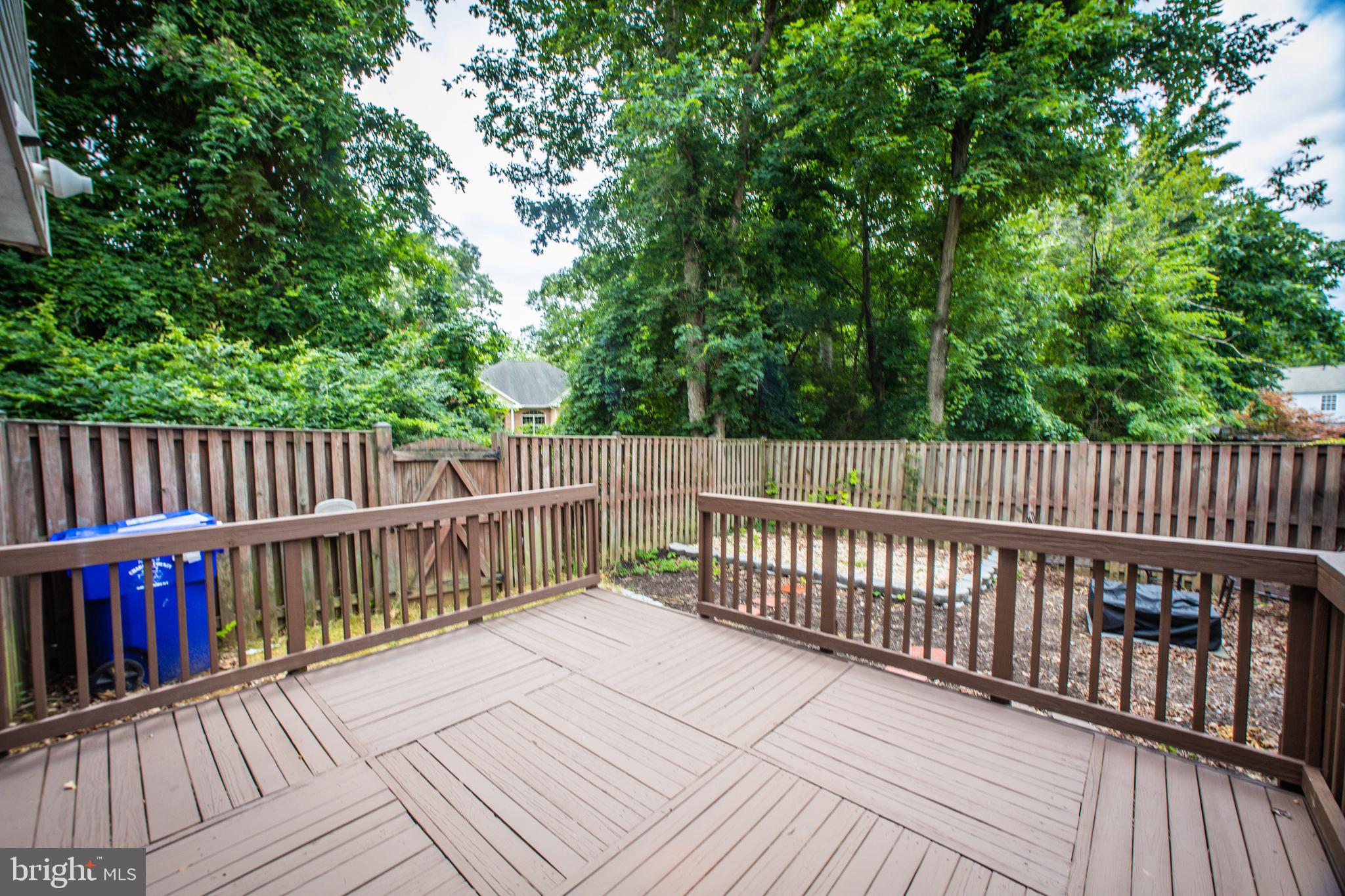 KINGSTON WOODS SUB - Residential Lease