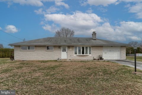 905 SKYLINE DRIVE LEBANON PA 17046