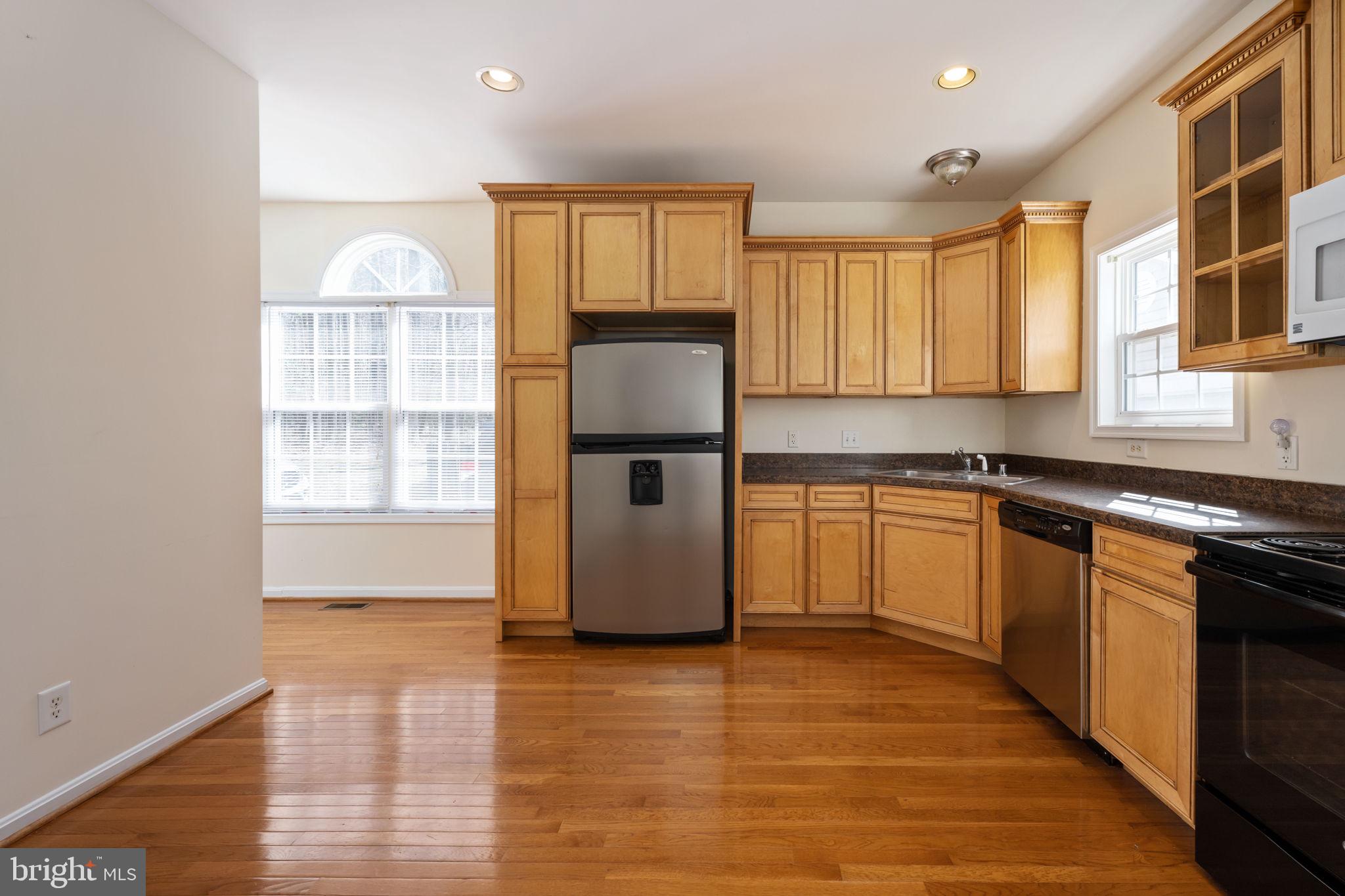 STRATFORD HARBOUR - Residential