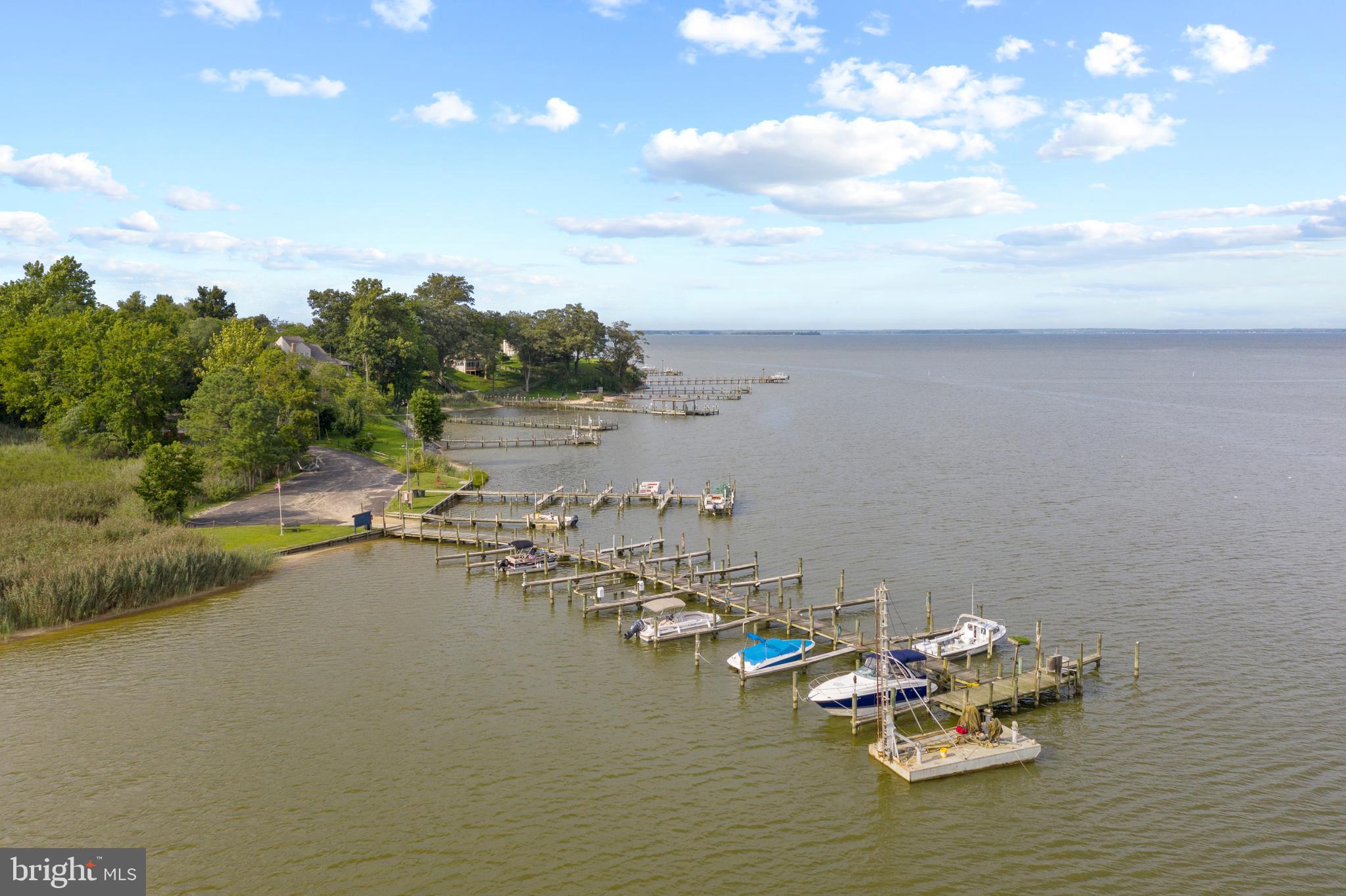 STRATFORD HARBOUR - Residential