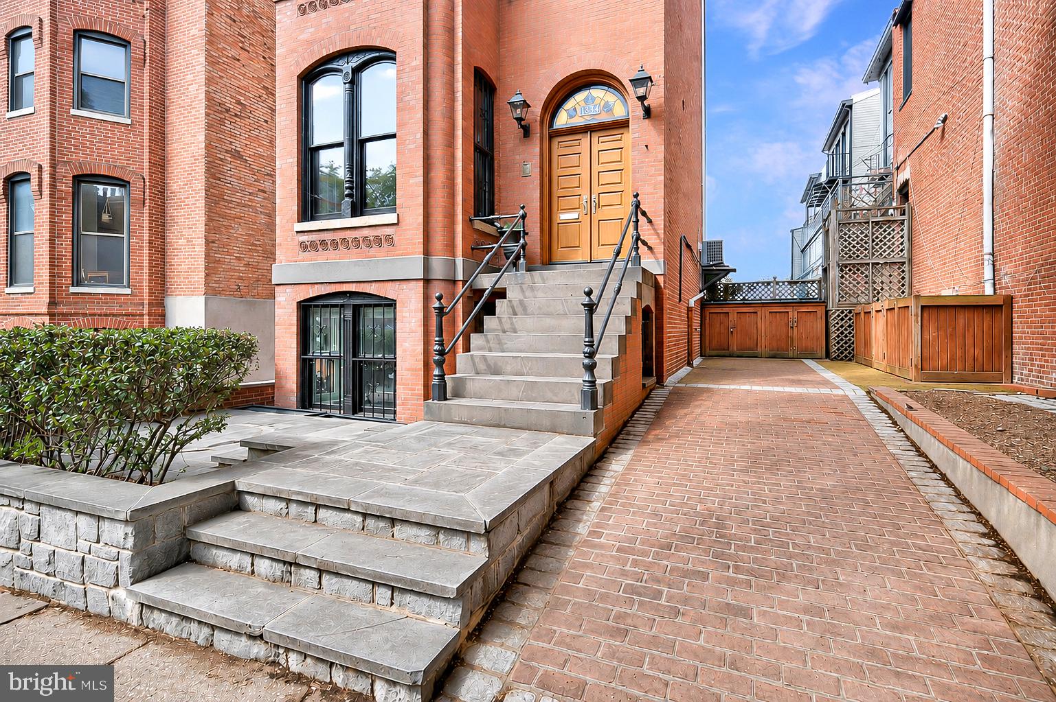 1534 15TH STREET NW