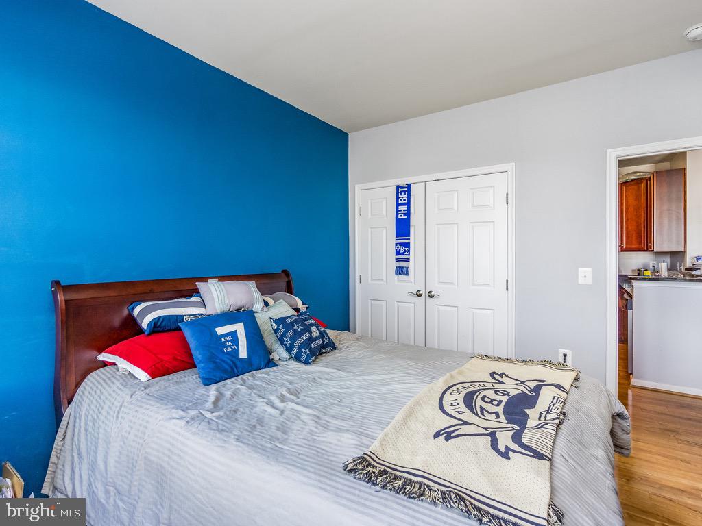 THE ADDISON AT ST PAUL - Residential Lease