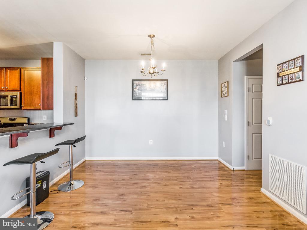 THE ADDISON AT ST PAUL - Residential Lease