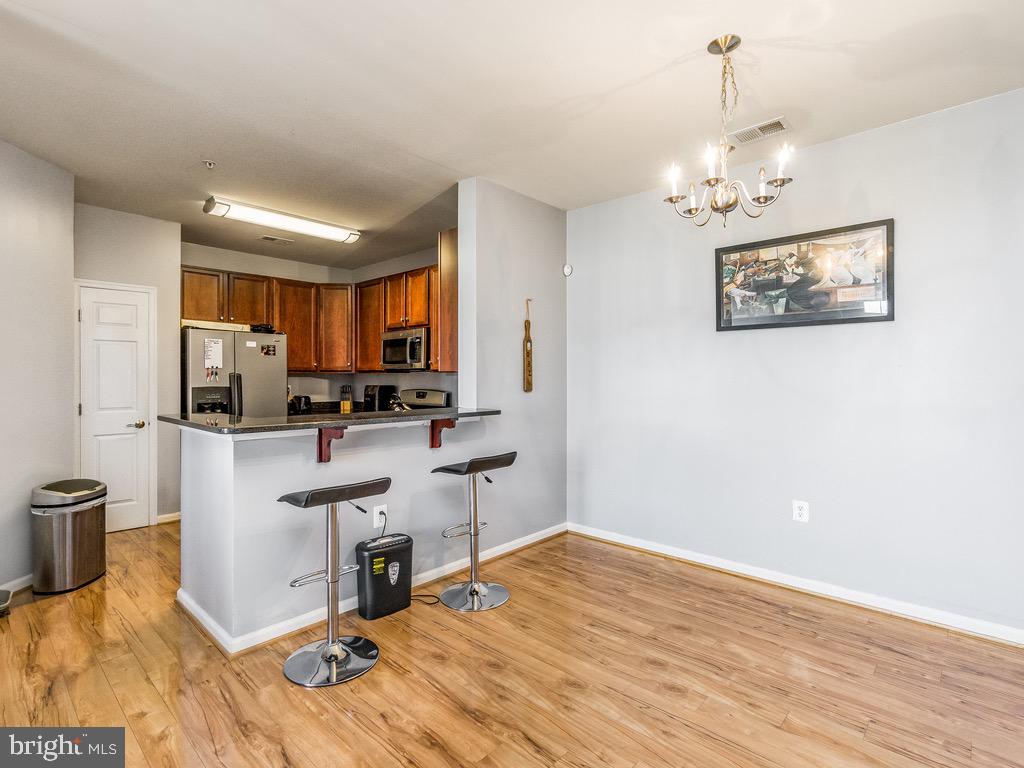 THE ADDISON AT ST PAUL - Residential Lease