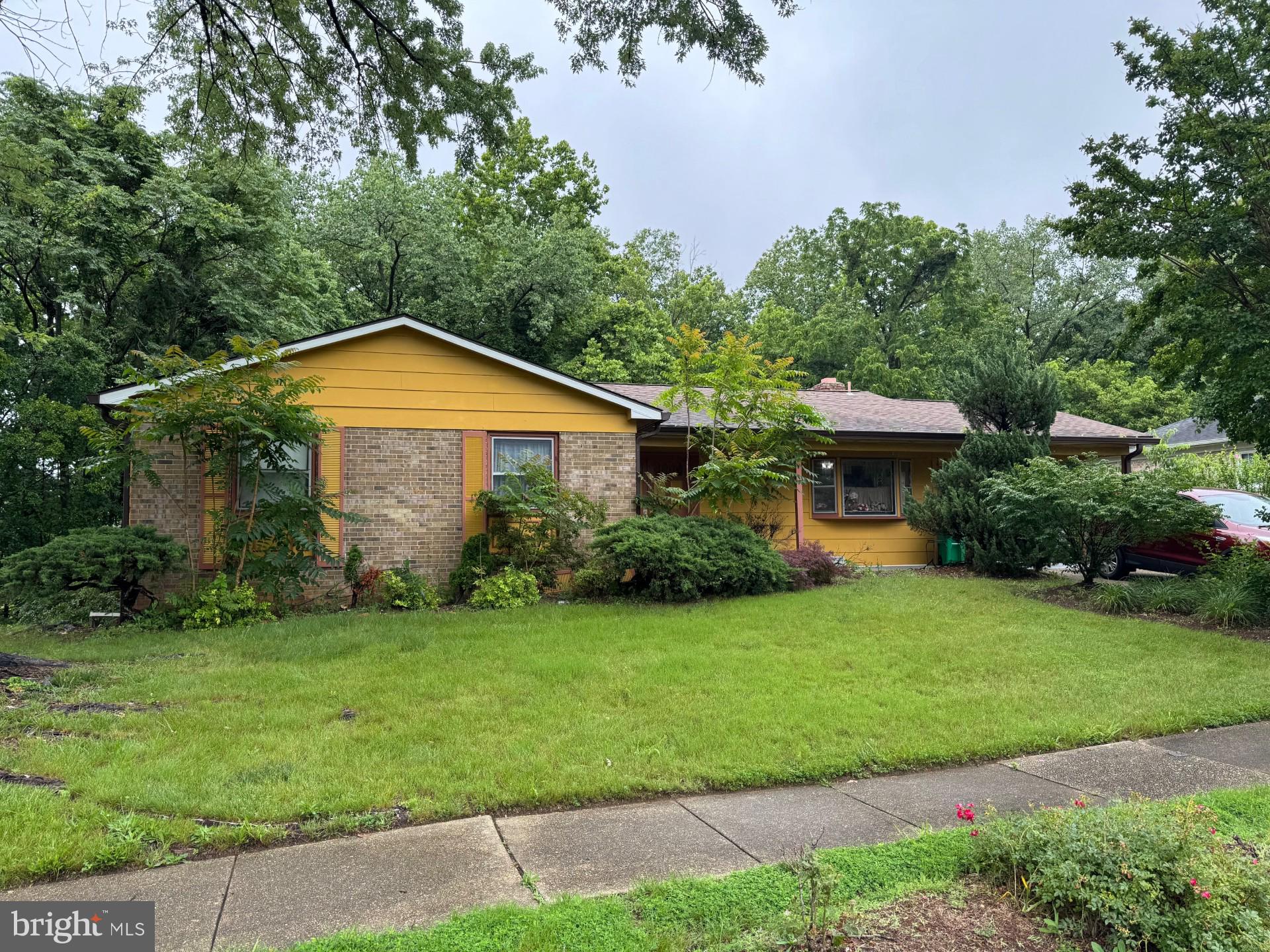 CALTOR MANOR - Residential