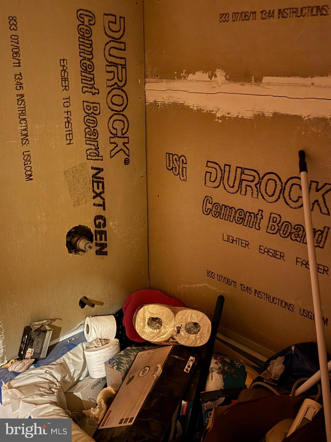 CALTOR MANOR - Residential