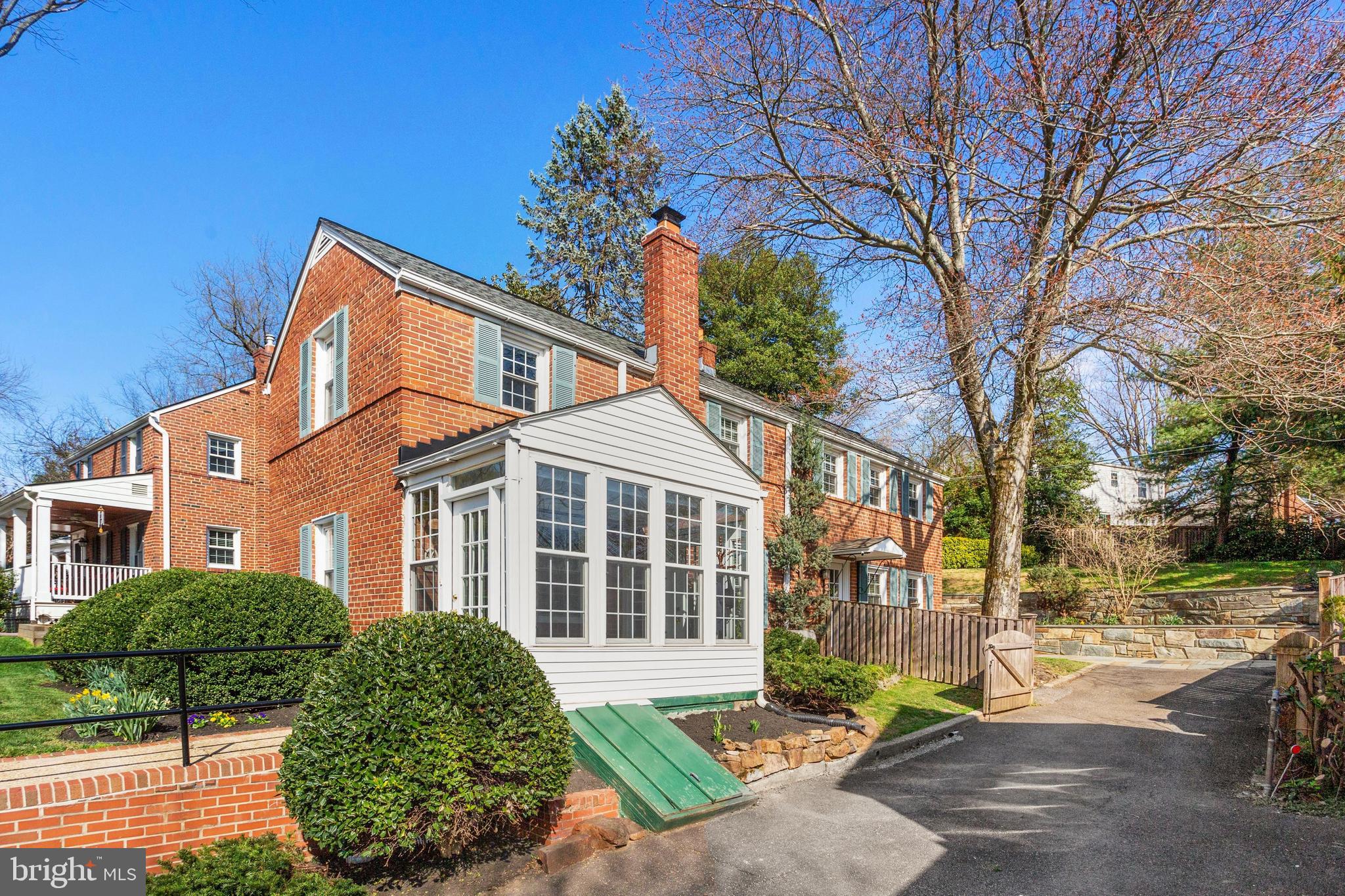 WESTOVER HILLS - Residential