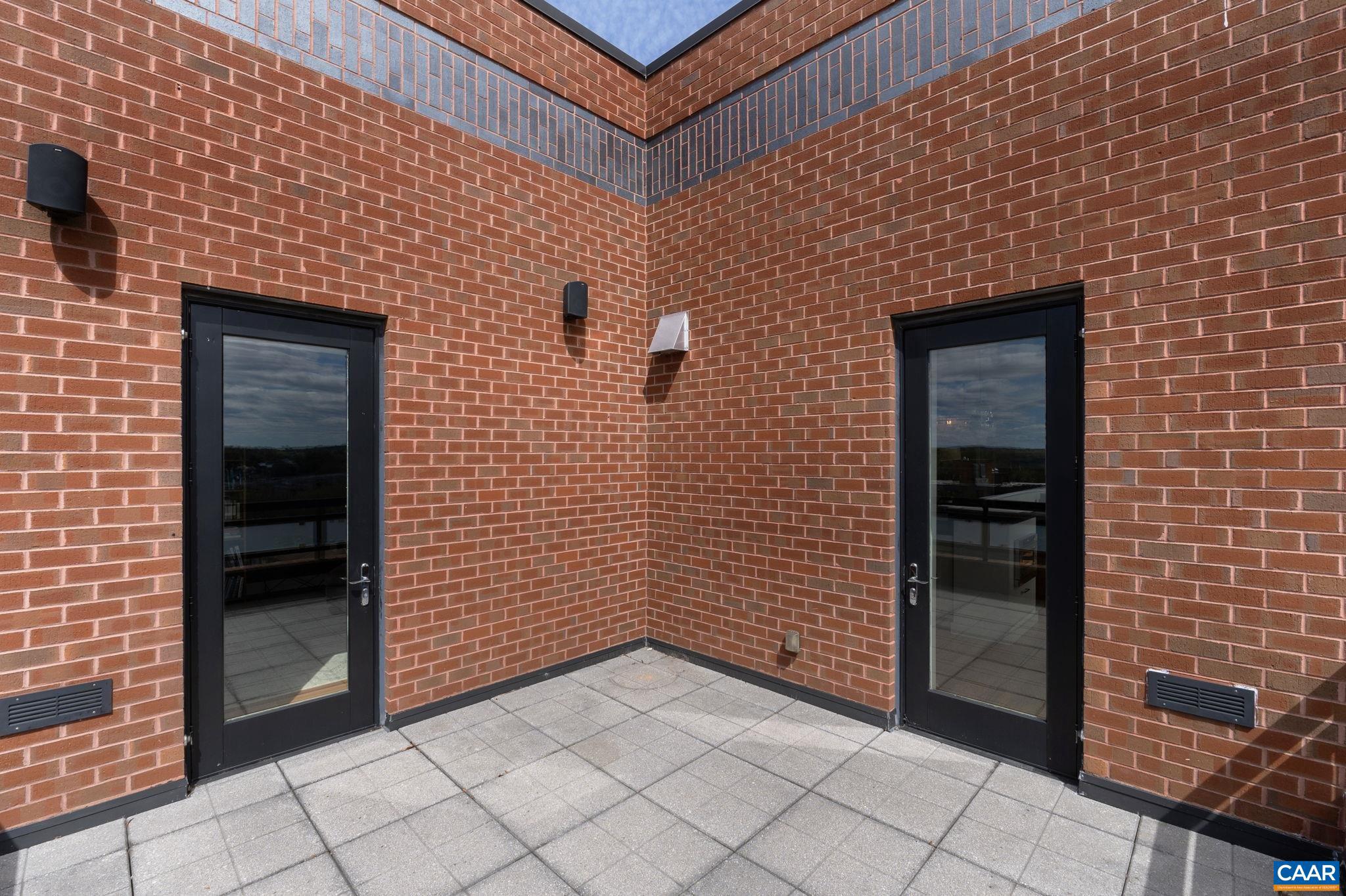 THE GLEASON - Residential