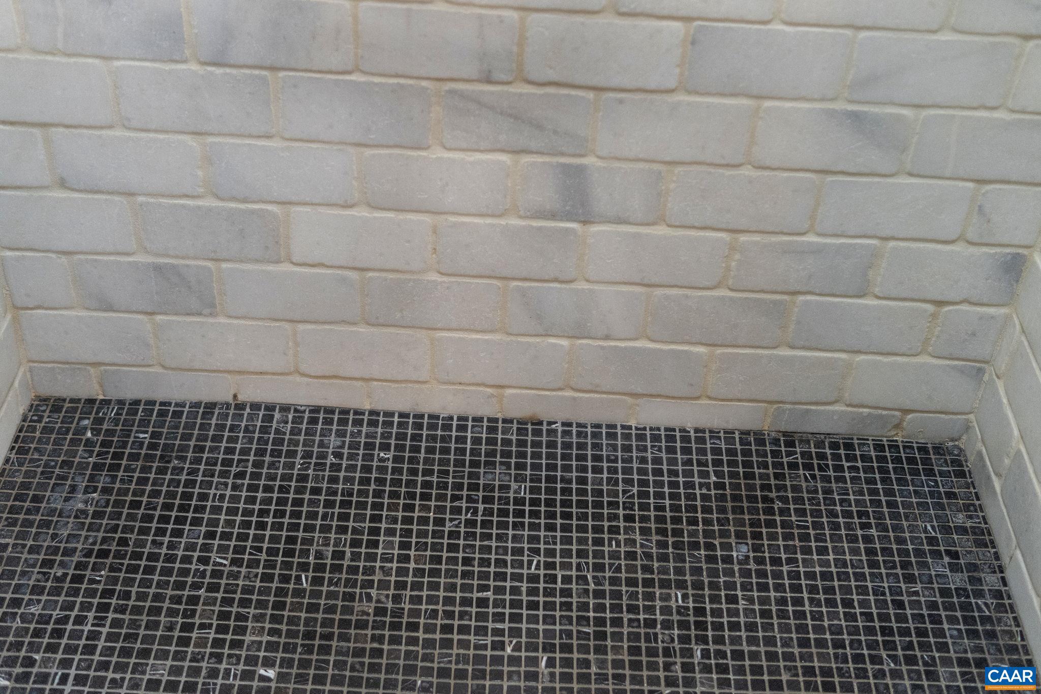 THE GLEASON - Residential