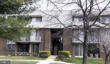 PINES CONDOMINIUM - Residential