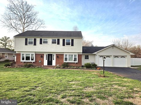 13109 POPLAR TREE ROAD FAIRFAX VA 22033