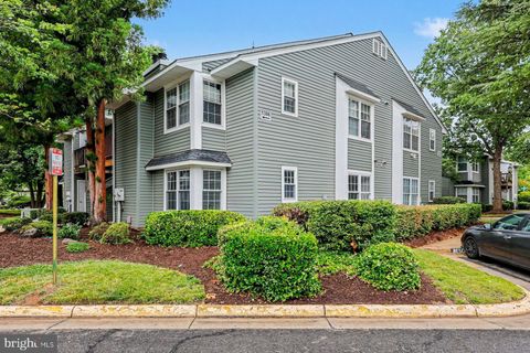 Condo For Sale - 5386 Bedford Terrace #B<br/> ALEXANDRIA, VA 22309