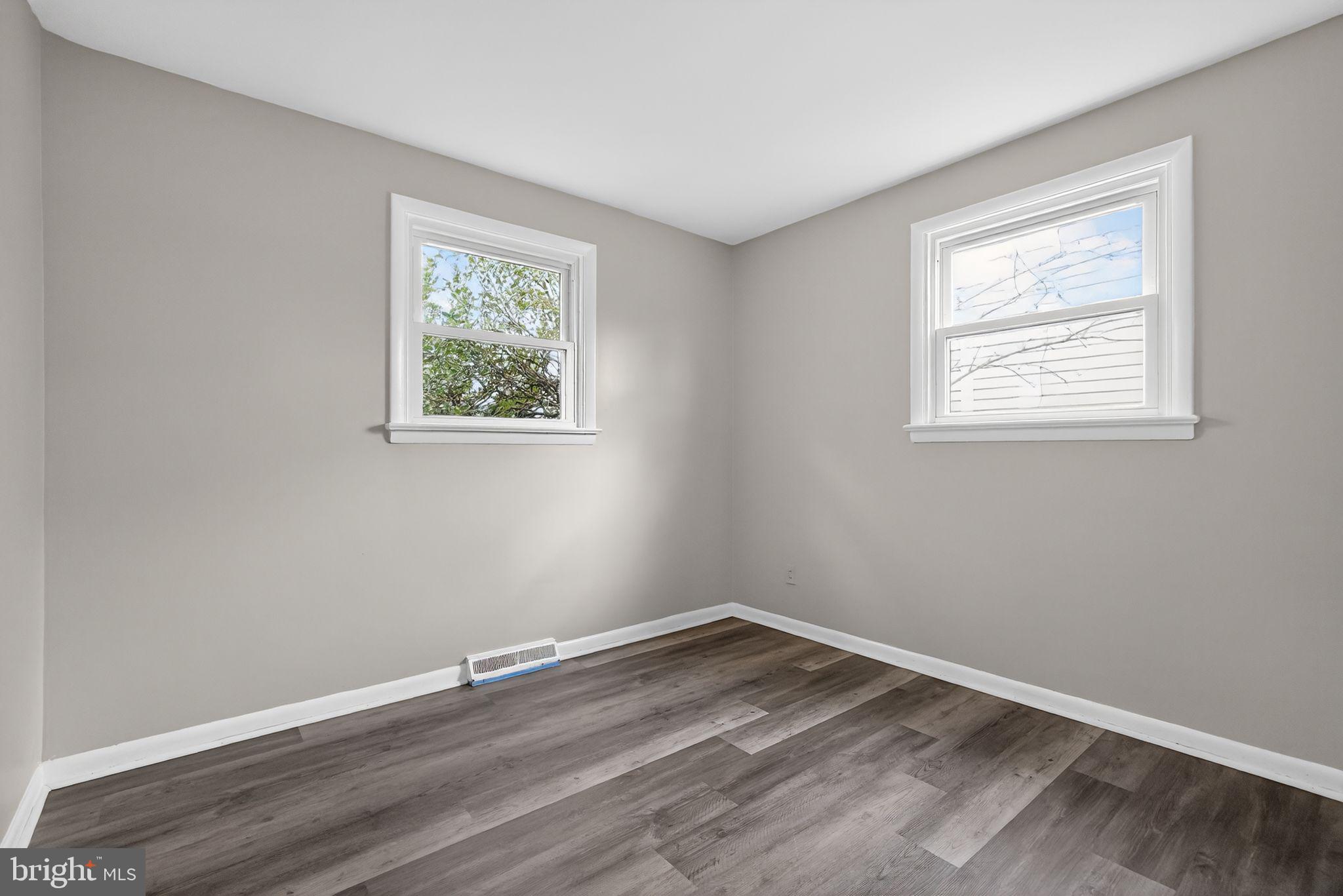 SPEEDWAY - Residential Lease