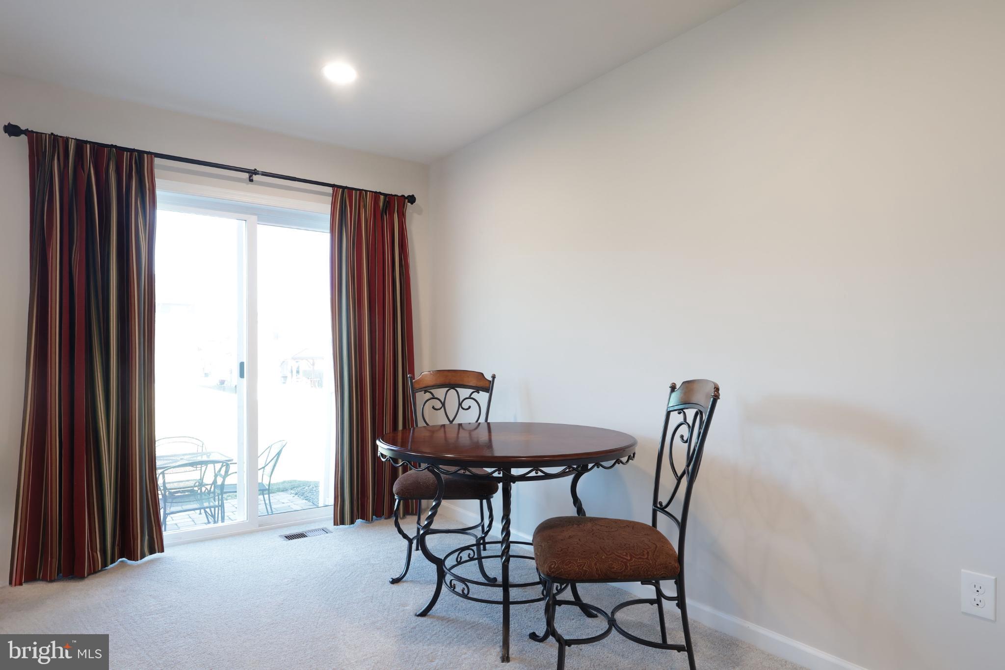 GRAYS POINTE - Residential