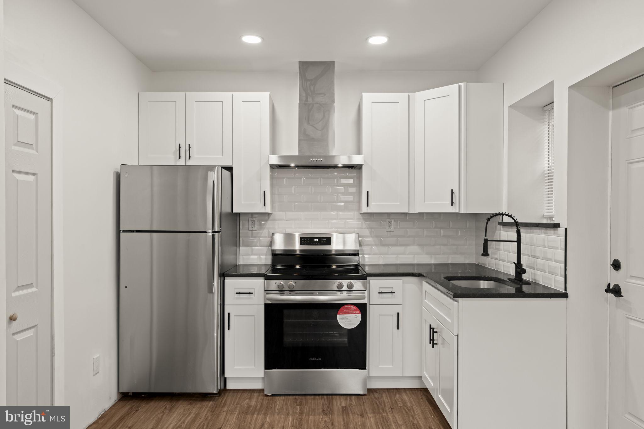 NORTHWOOD - Residential