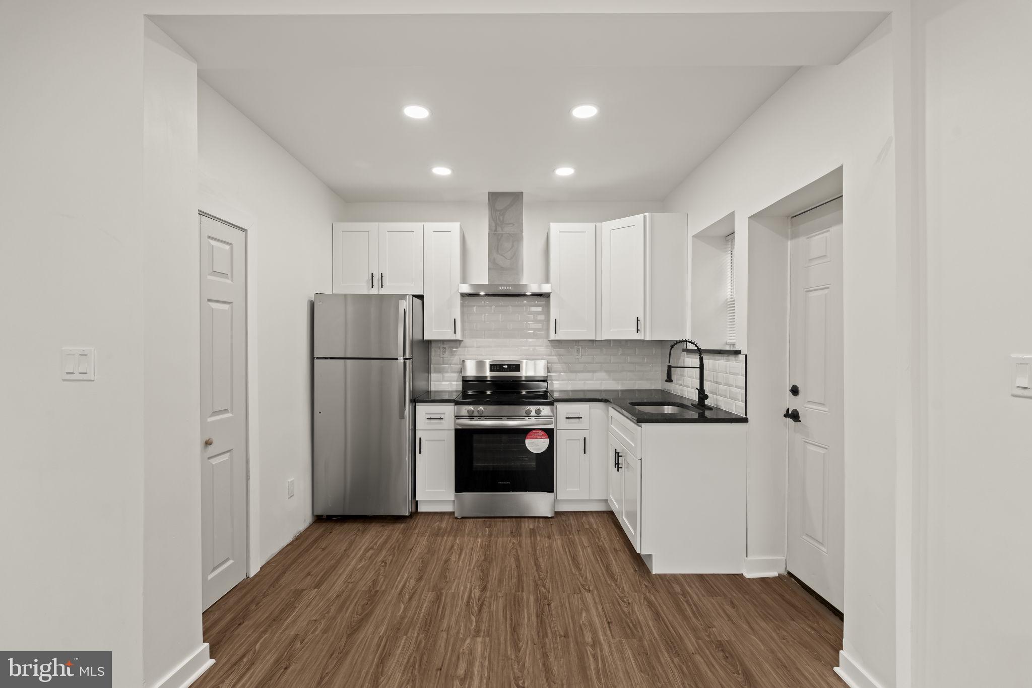 NORTHWOOD - Residential