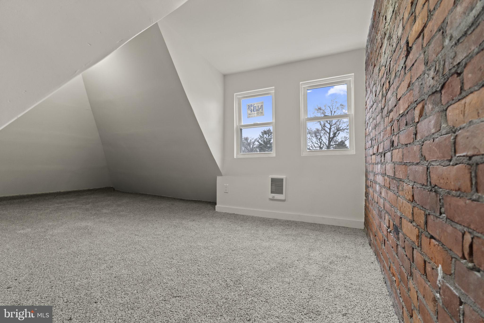 NORTHWOOD - Residential