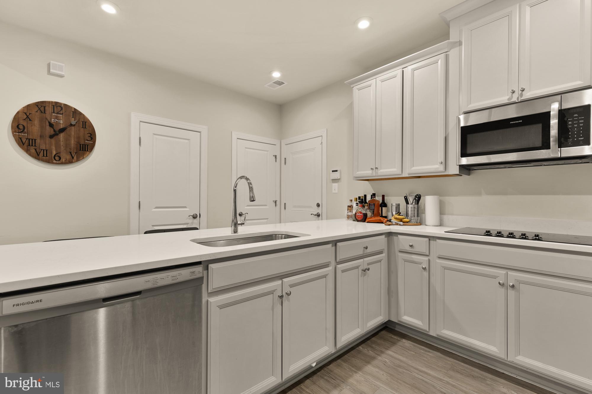 HANOVER - Residential Lease