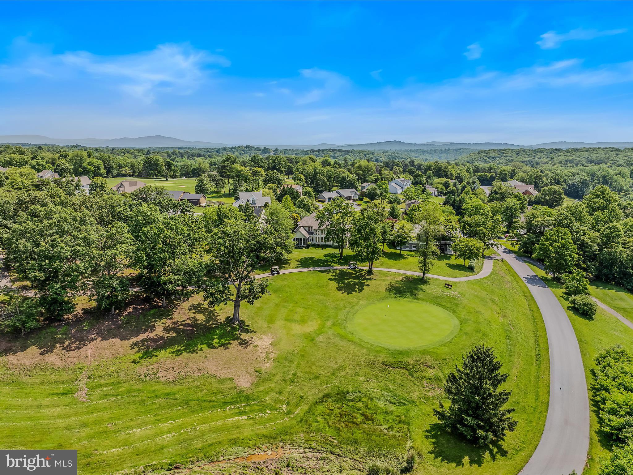 THE WOODS RESORT - Residential