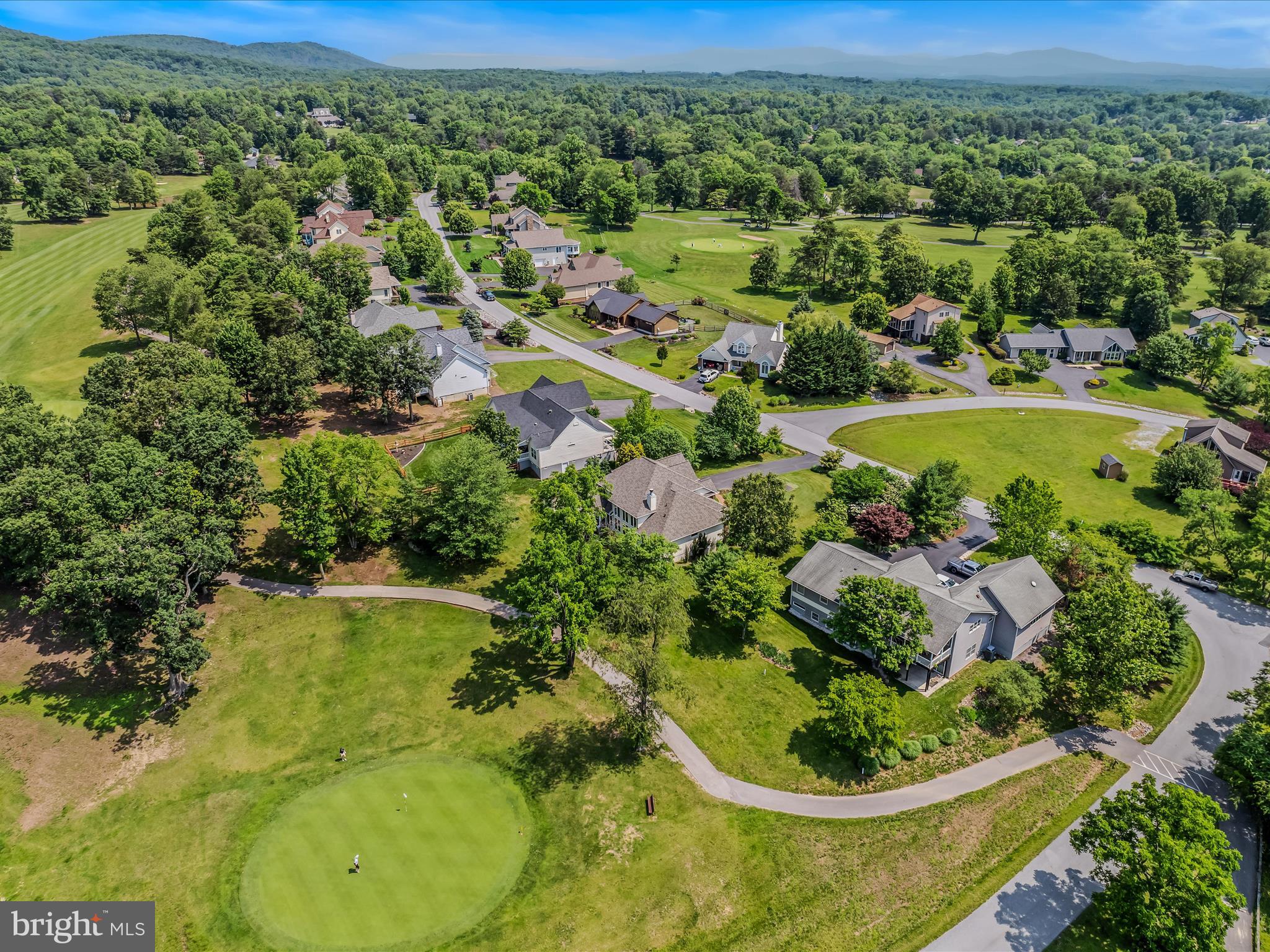 THE WOODS RESORT - Residential