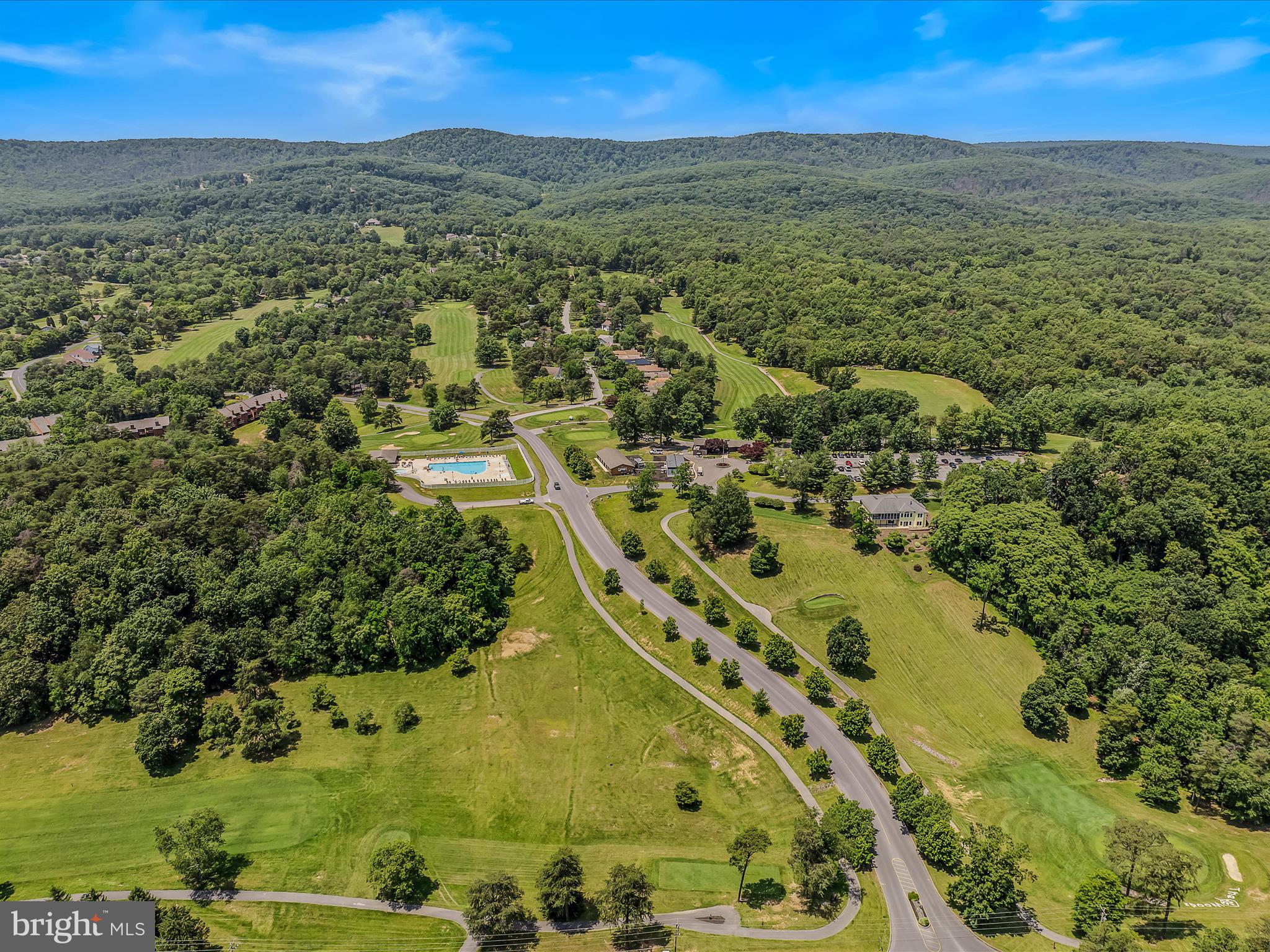 THE WOODS RESORT - Residential