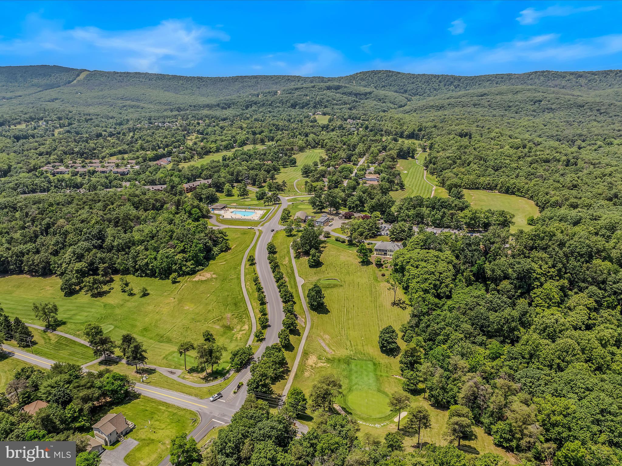 THE WOODS RESORT - Residential