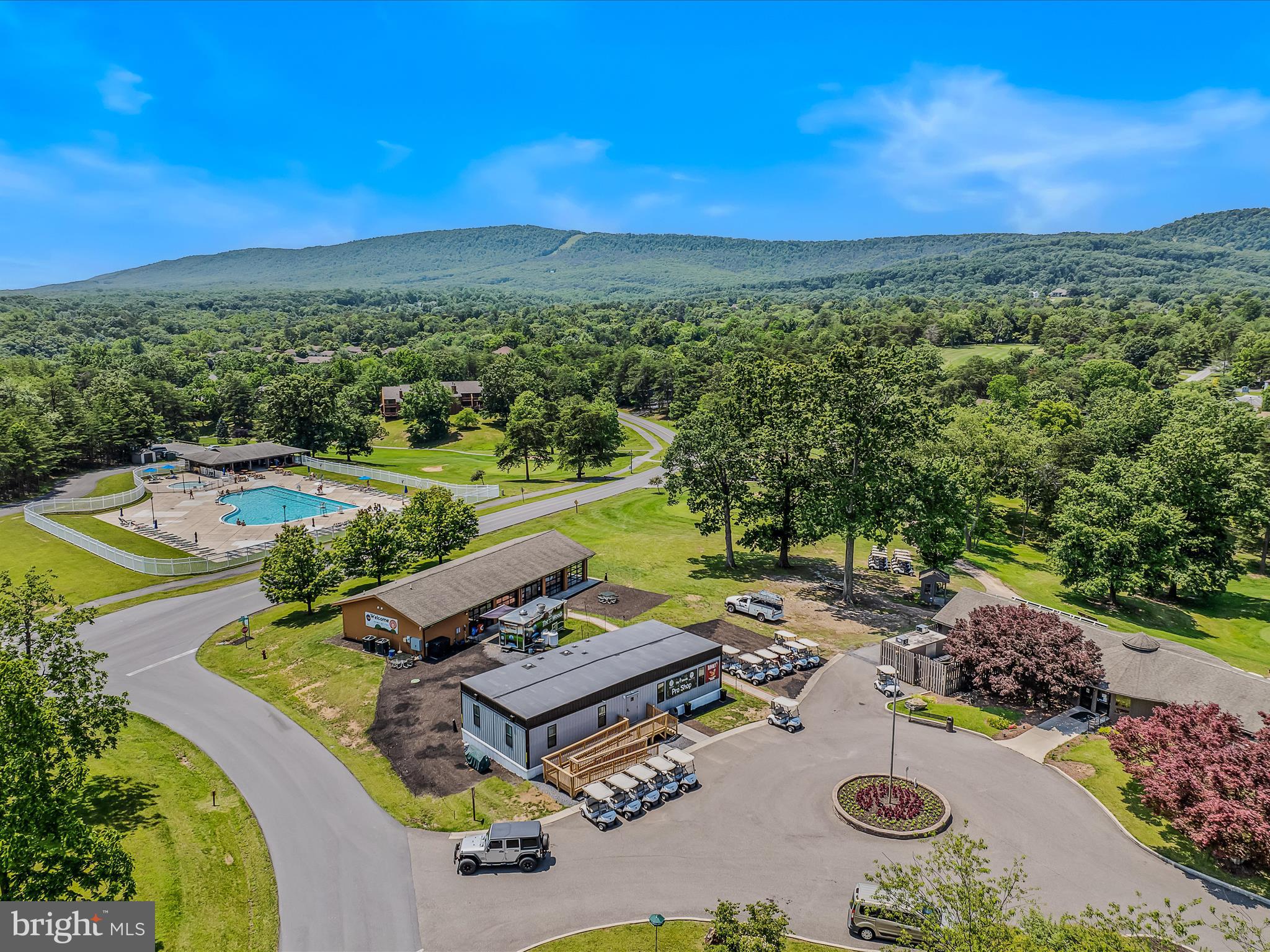 THE WOODS RESORT - Residential