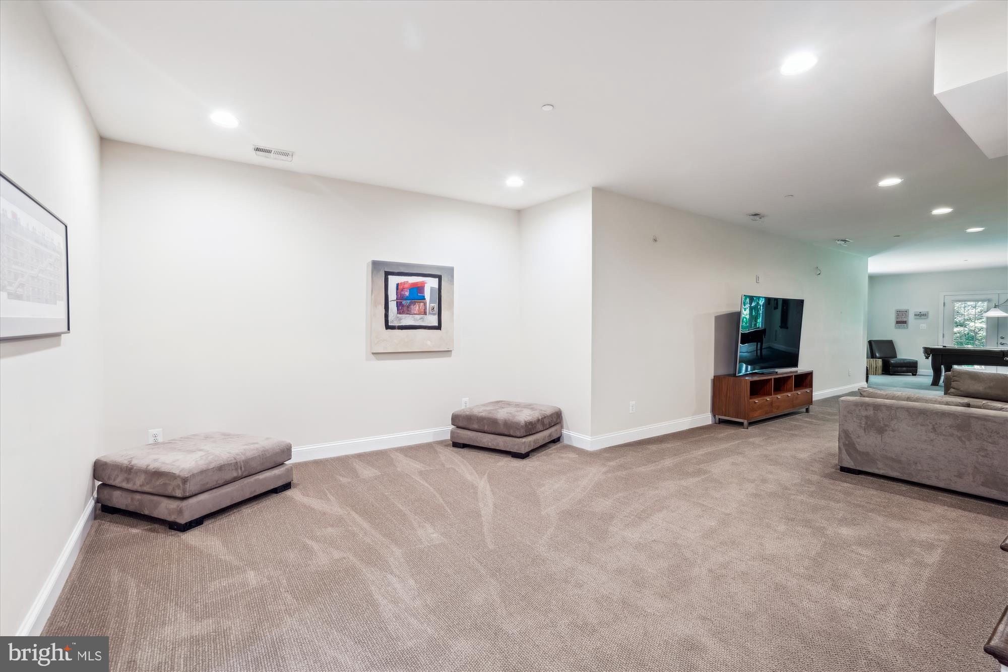 HIGHLAND OVERLOOK - Residential