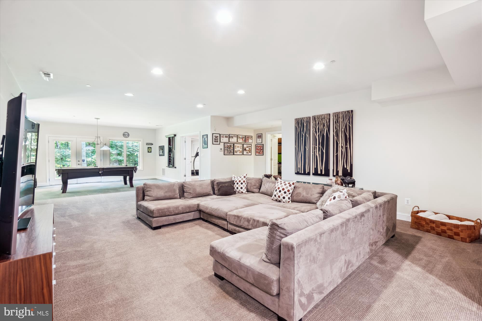 HIGHLAND OVERLOOK - Residential