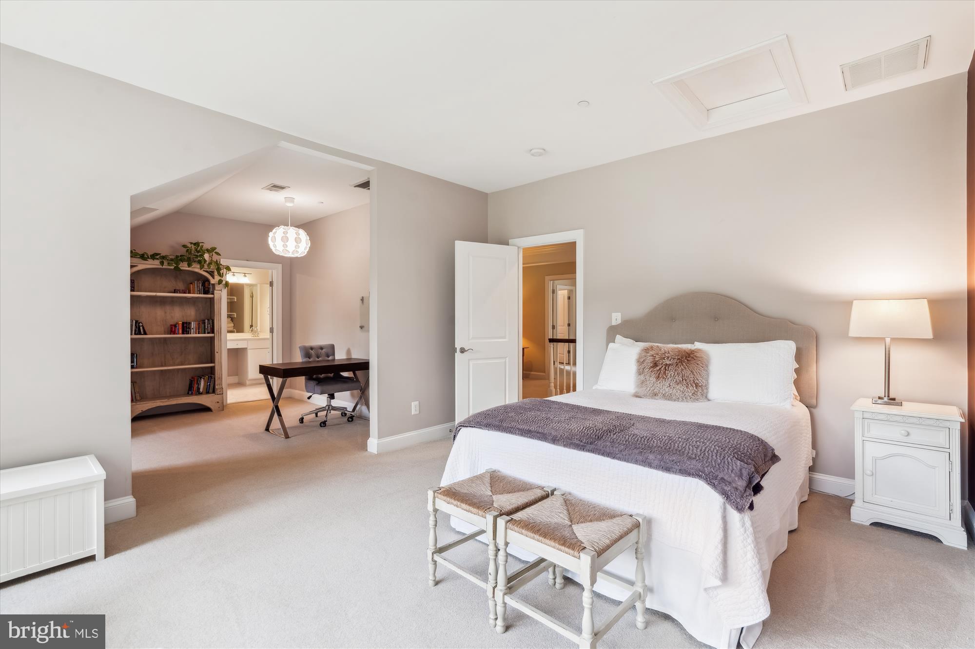 HIGHLAND OVERLOOK - Residential