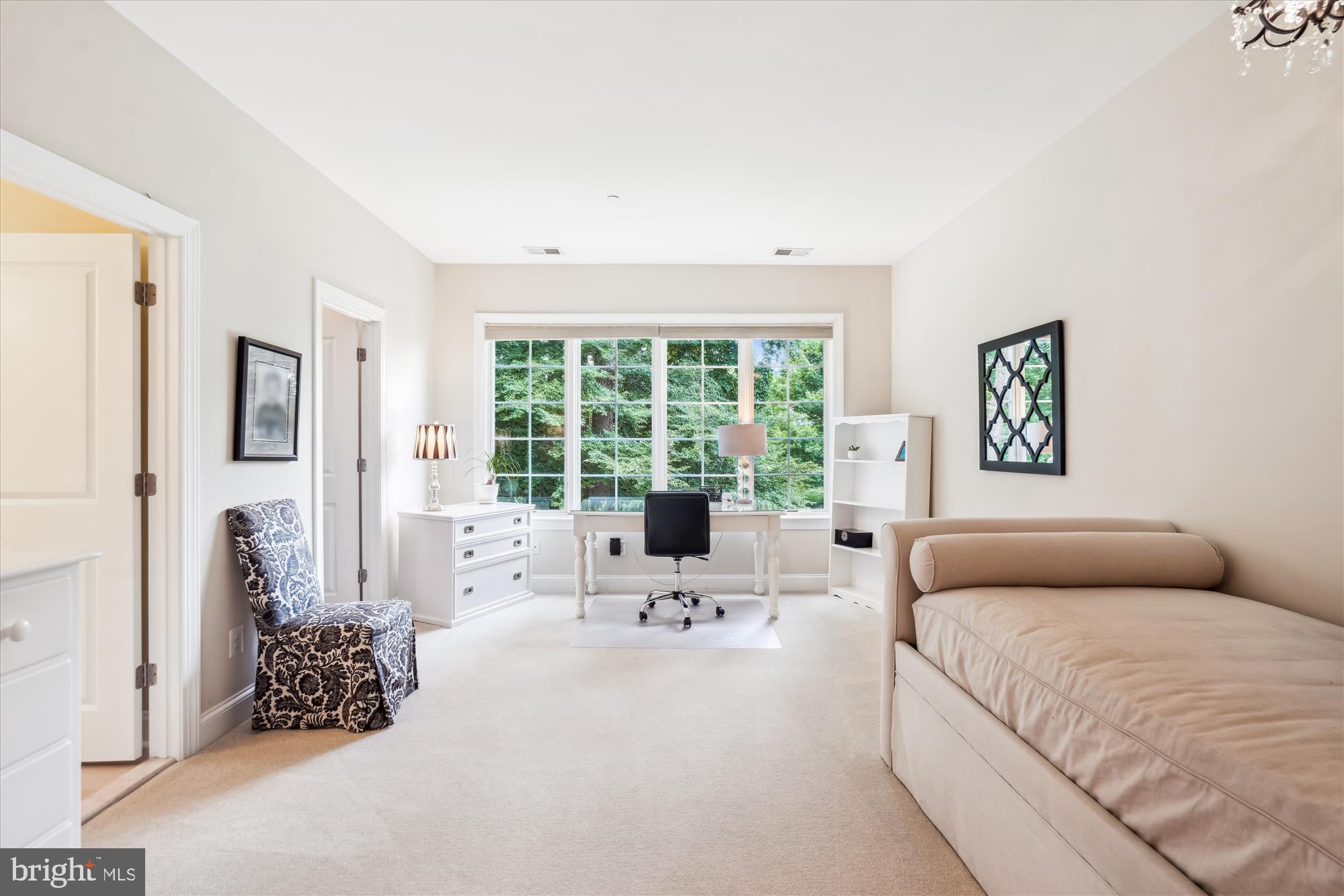 HIGHLAND OVERLOOK - Residential