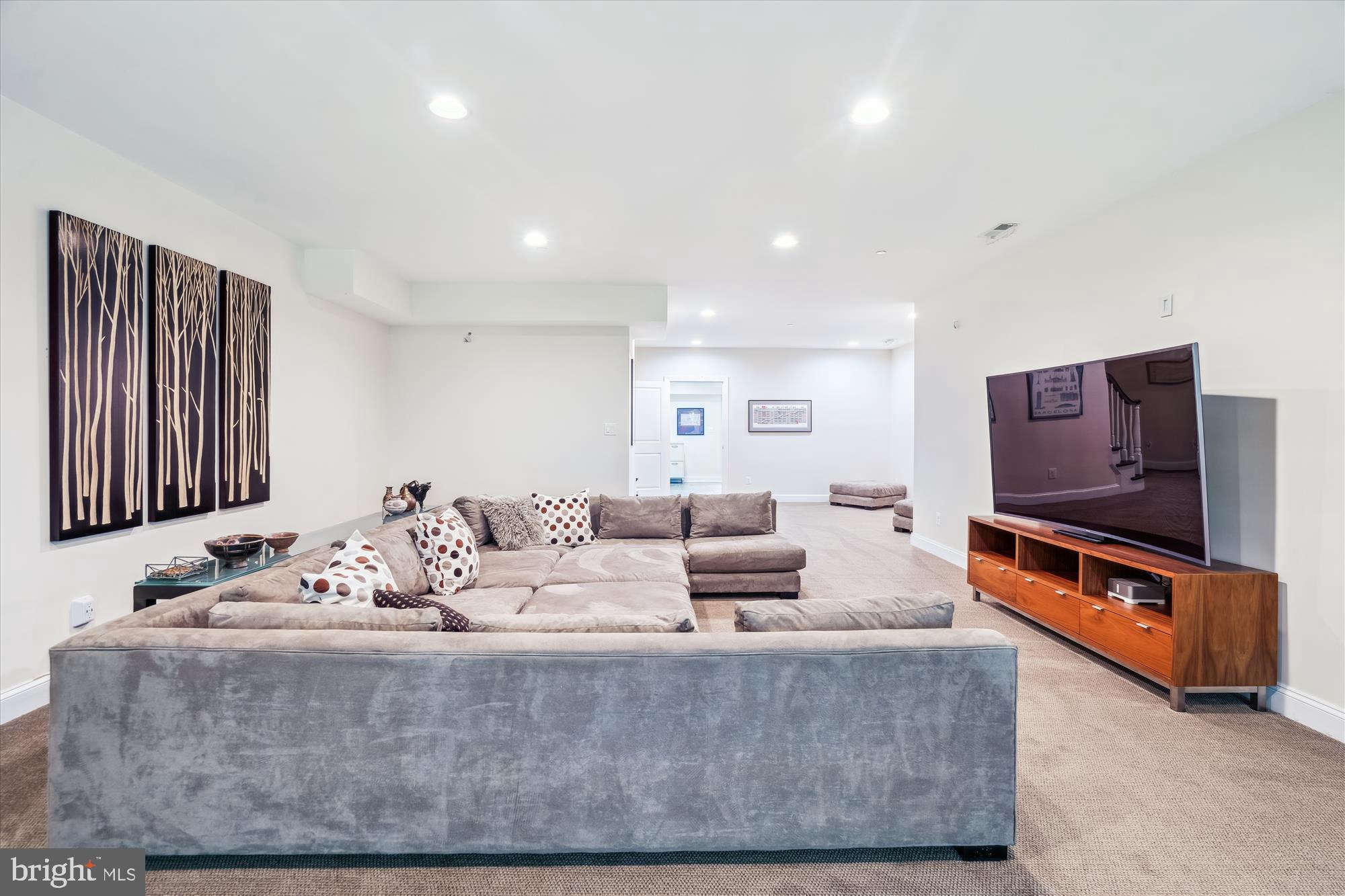 HIGHLAND OVERLOOK - Residential