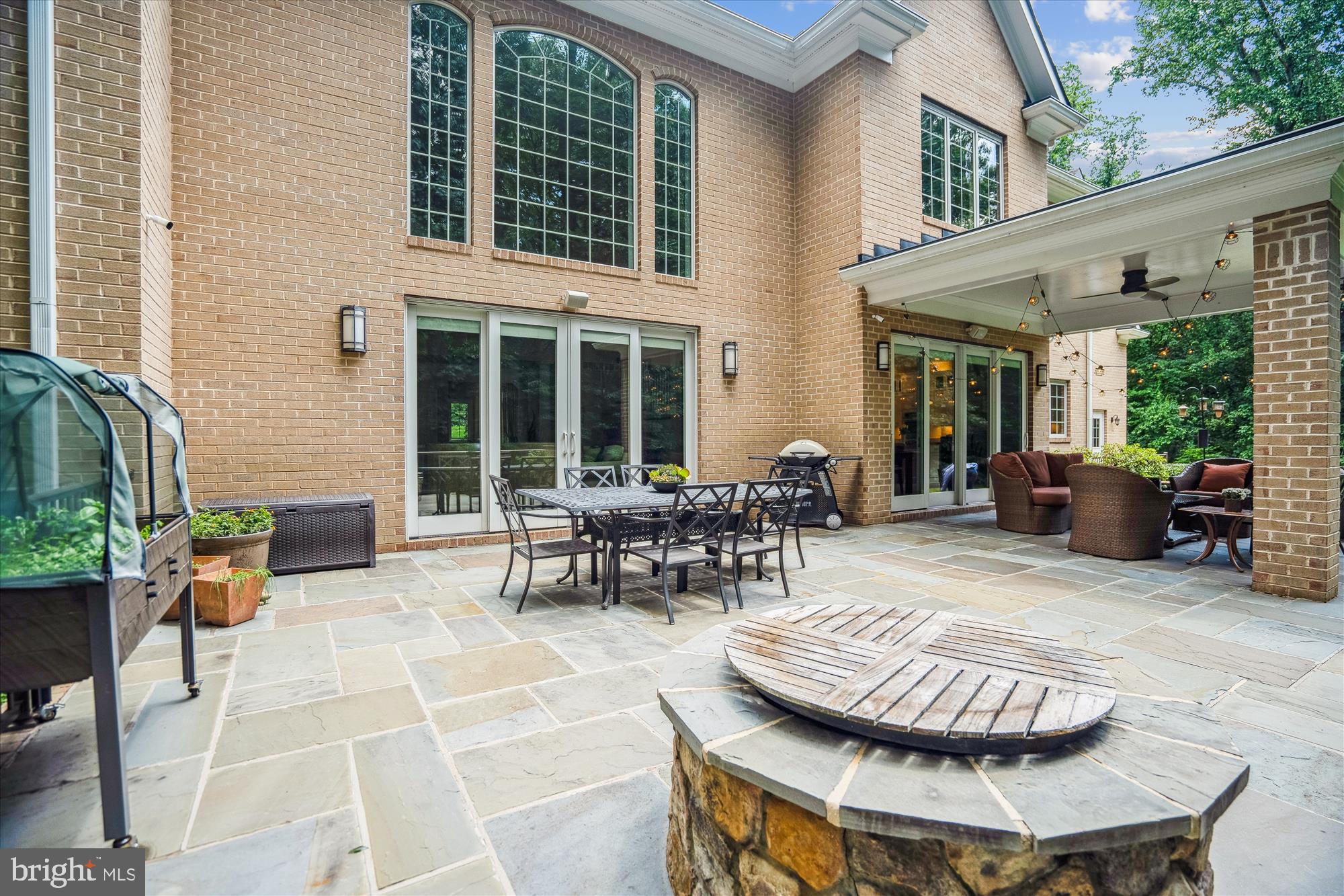 HIGHLAND OVERLOOK - Residential