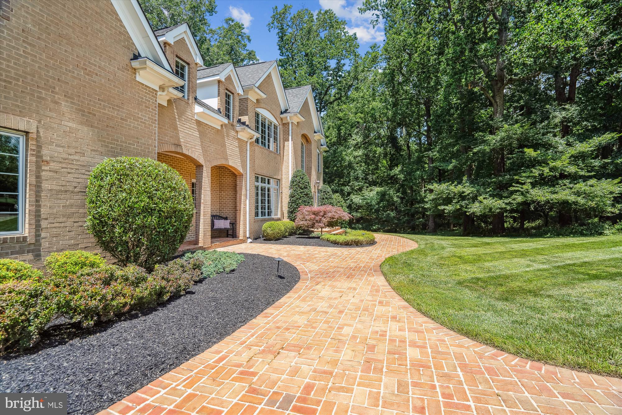 HIGHLAND OVERLOOK - Residential