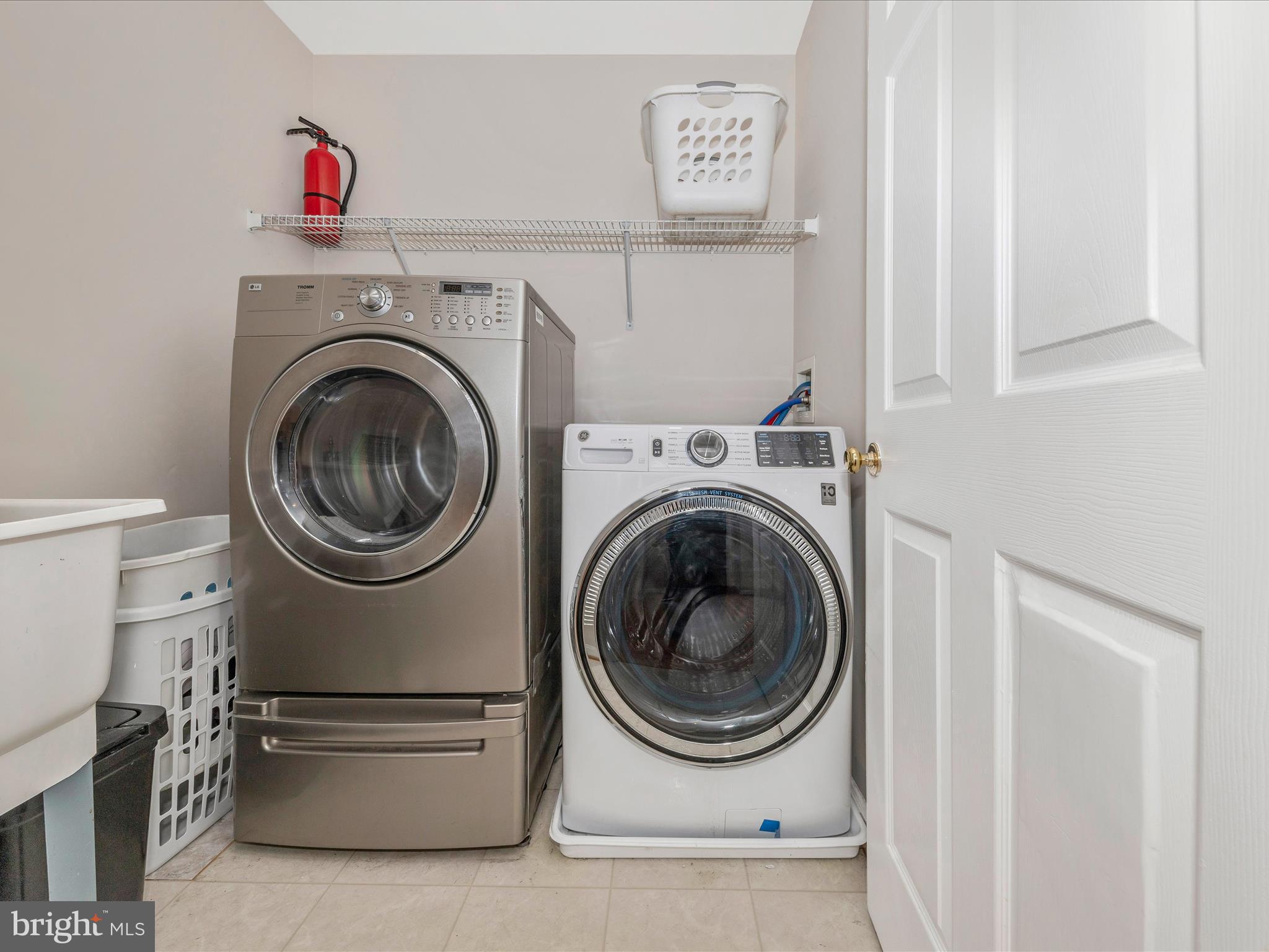 RIDGEVILLE HEIGHTS - Residential