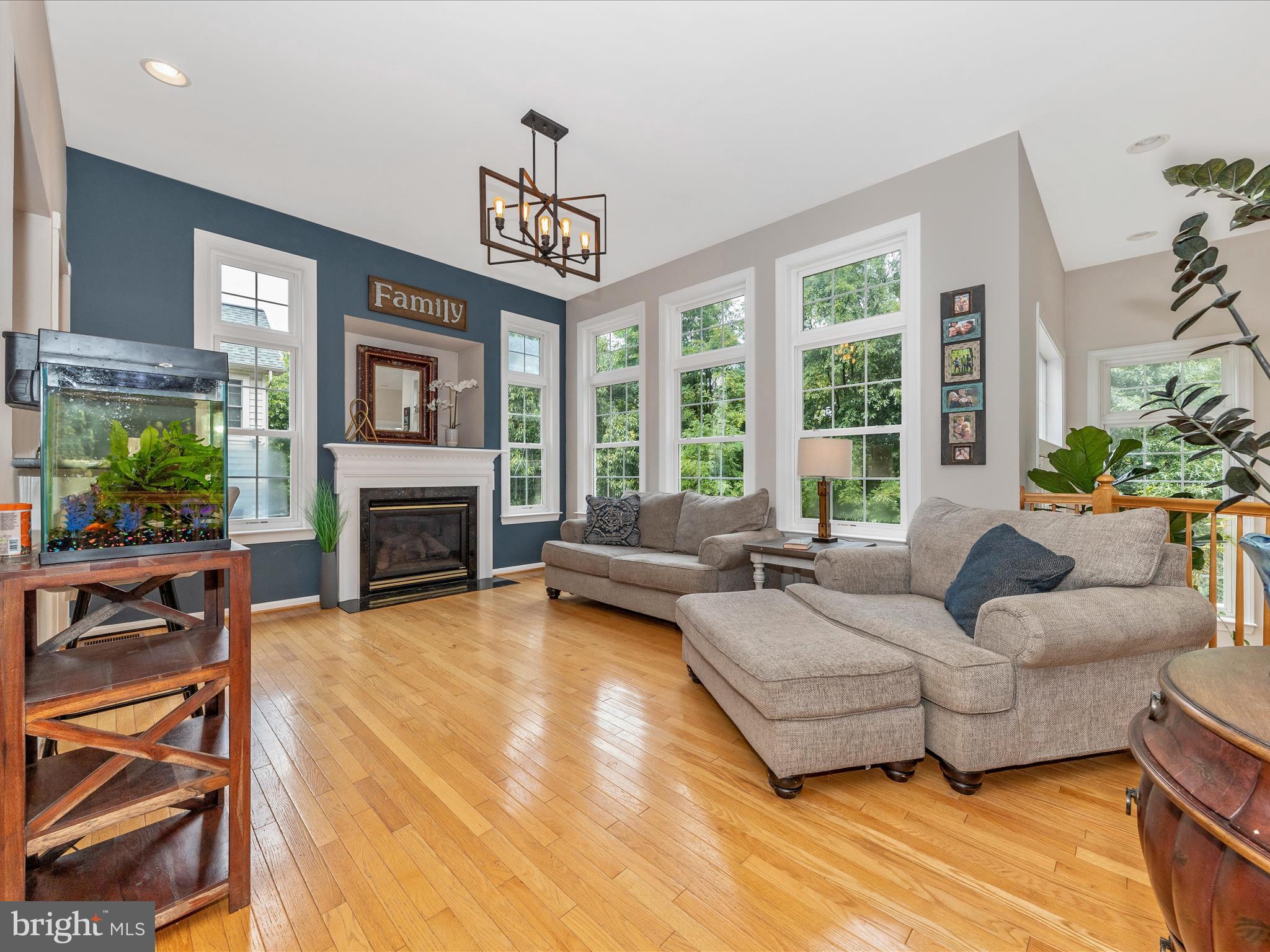 RIDGEVILLE HEIGHTS - Residential