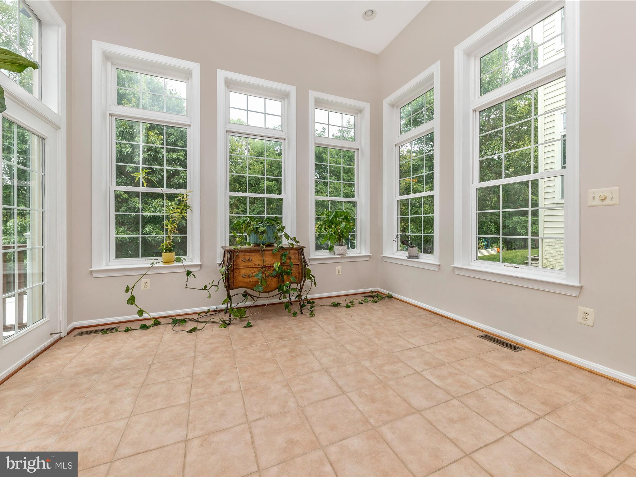 RIDGEVILLE HEIGHTS - Residential