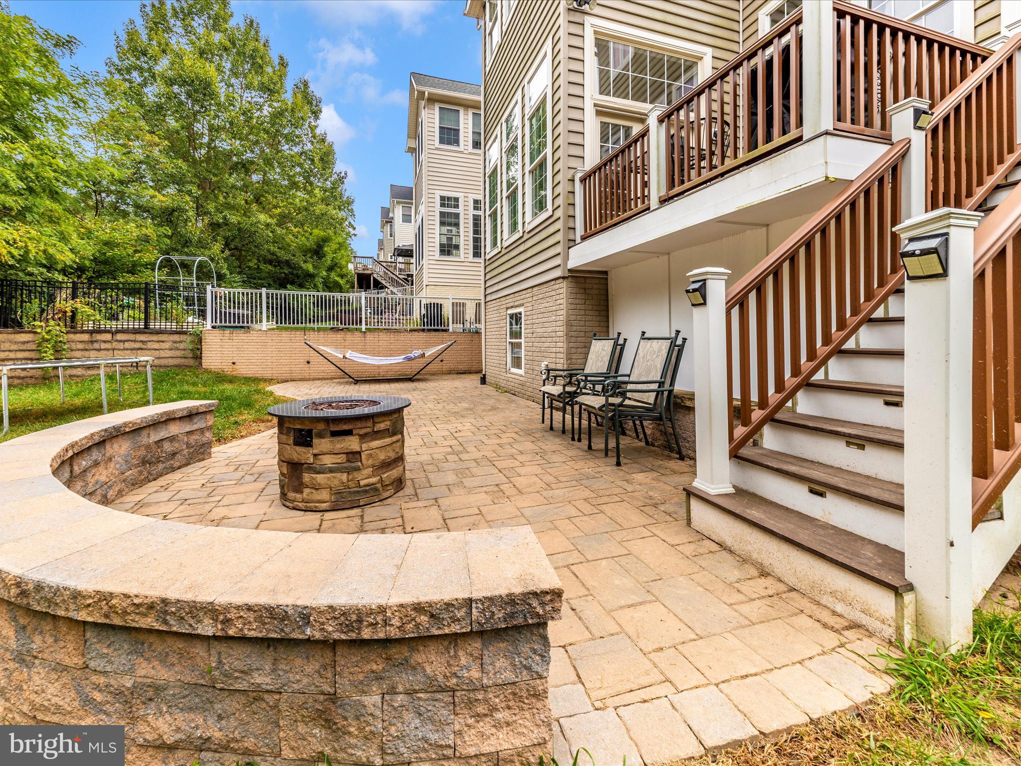 RIDGEVILLE HEIGHTS - Residential