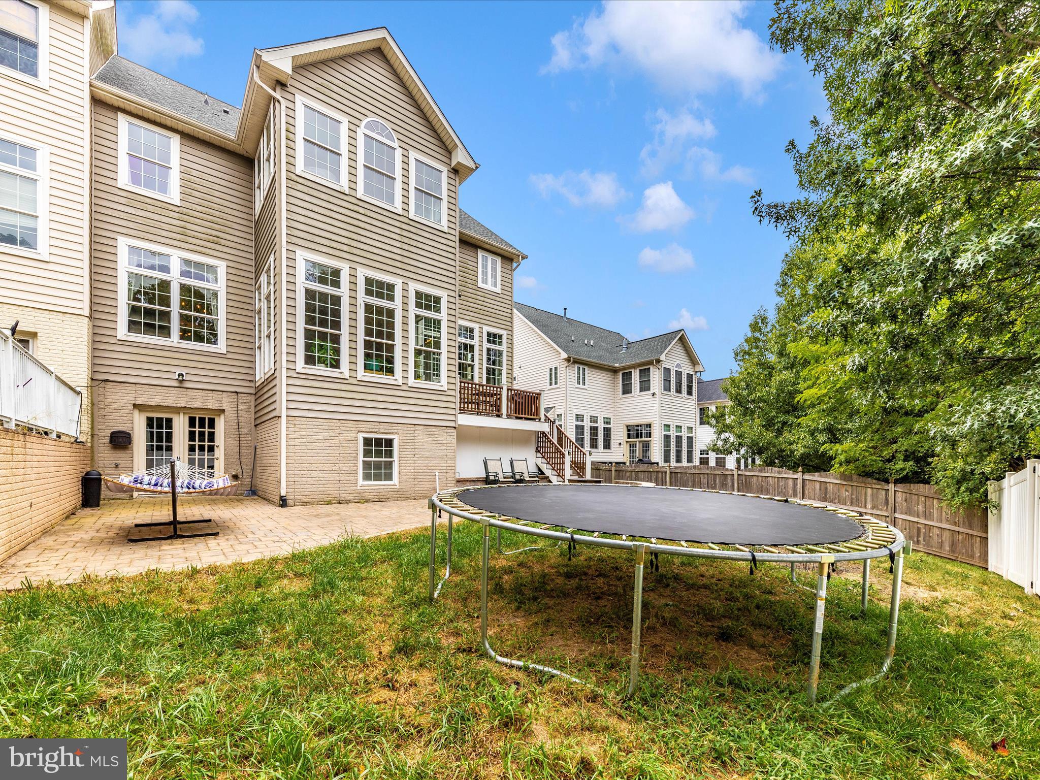 RIDGEVILLE HEIGHTS - Residential