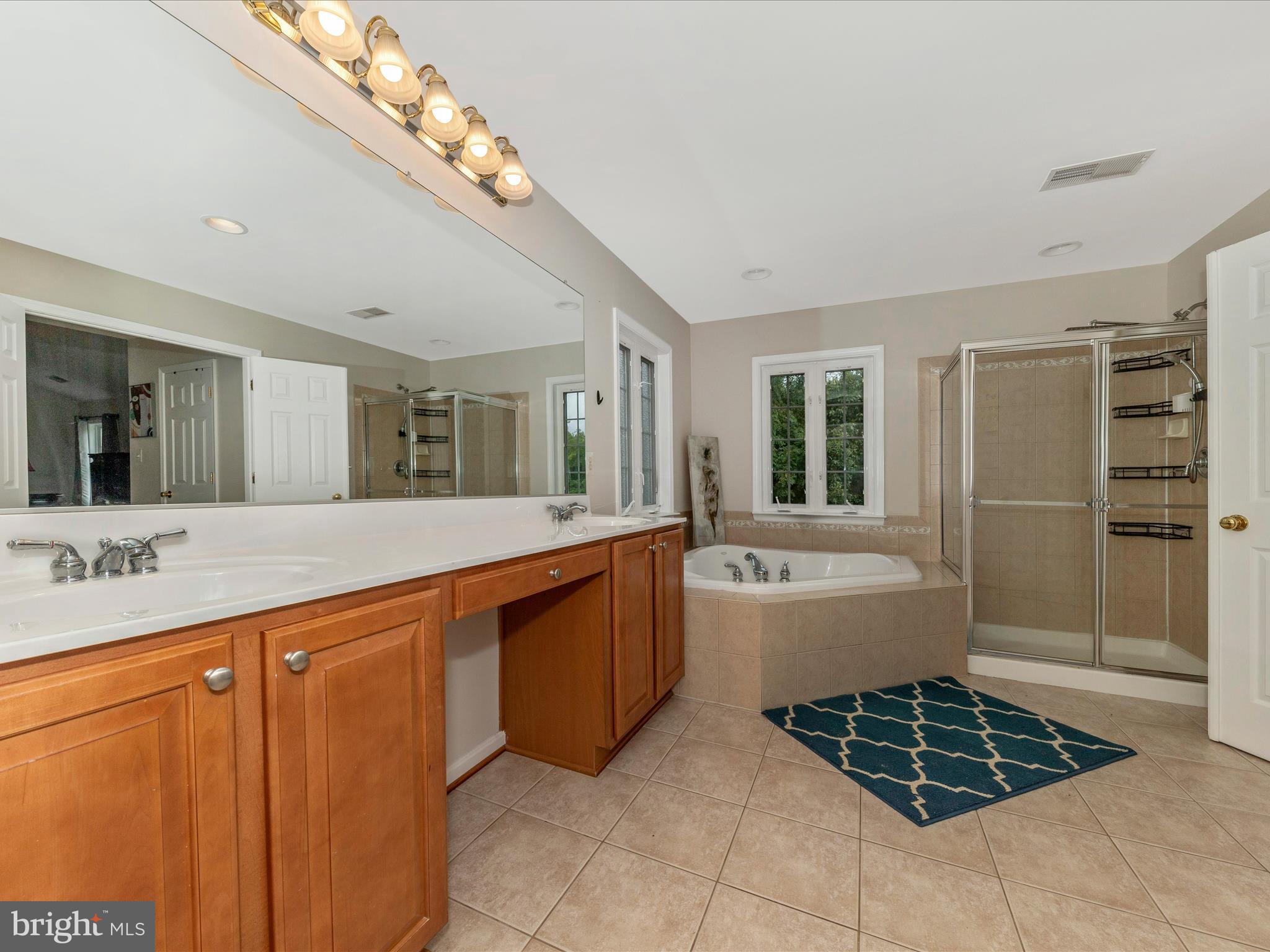 RIDGEVILLE HEIGHTS - Residential