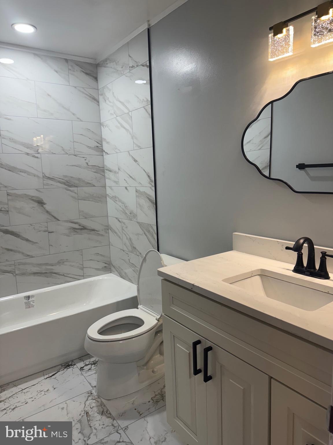 PHILADELPHIA (SOUTH) - Residential Lease