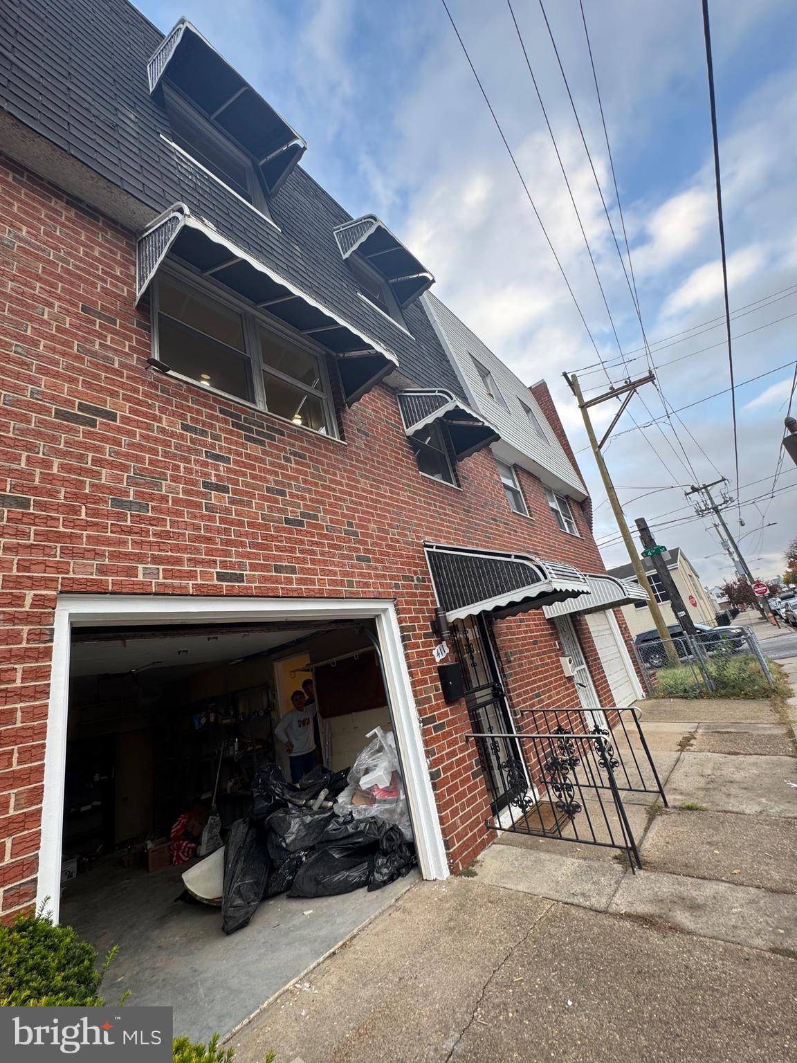 PHILADELPHIA (SOUTH) - Residential Lease